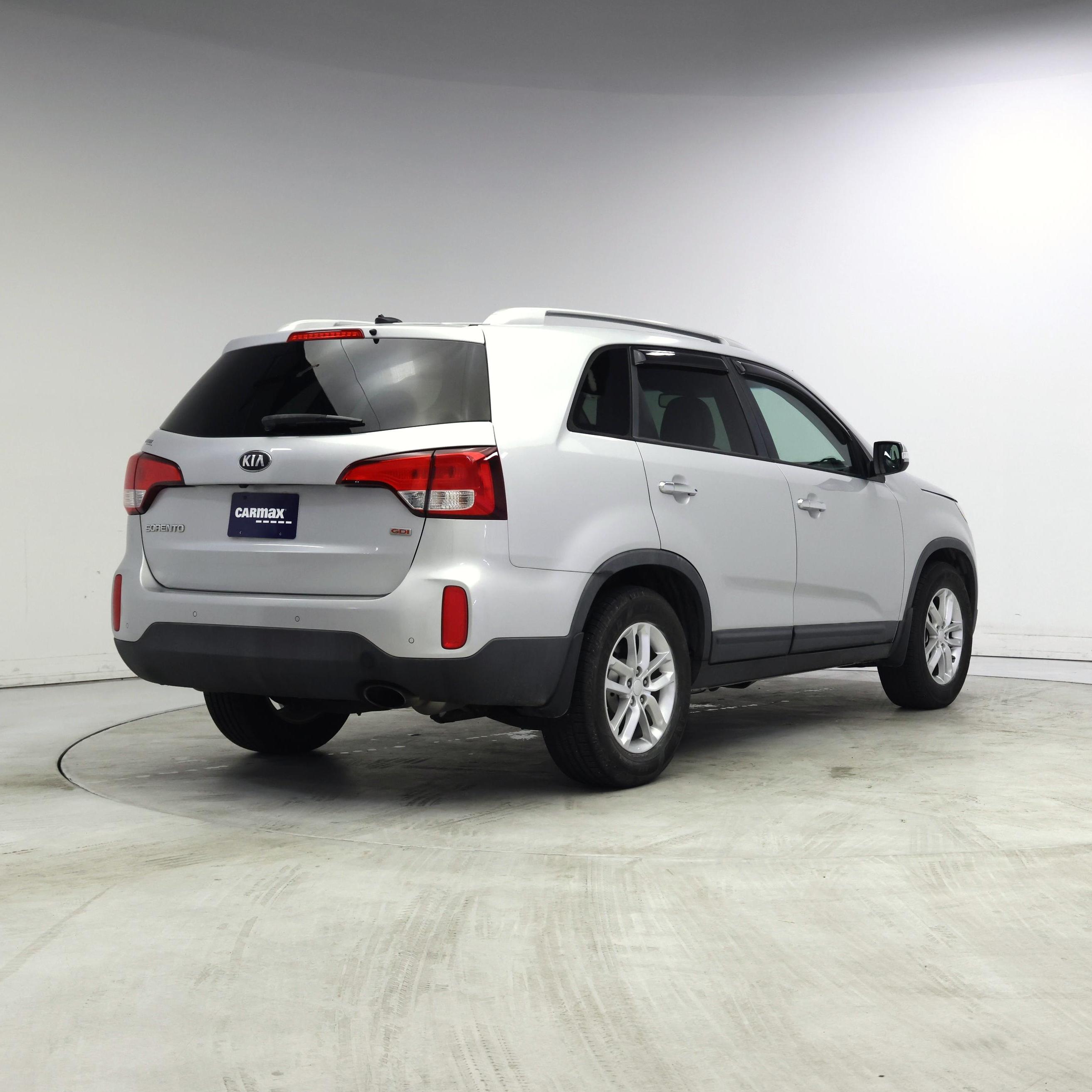 Thumbnail: 2015 Kia Sorento - 8