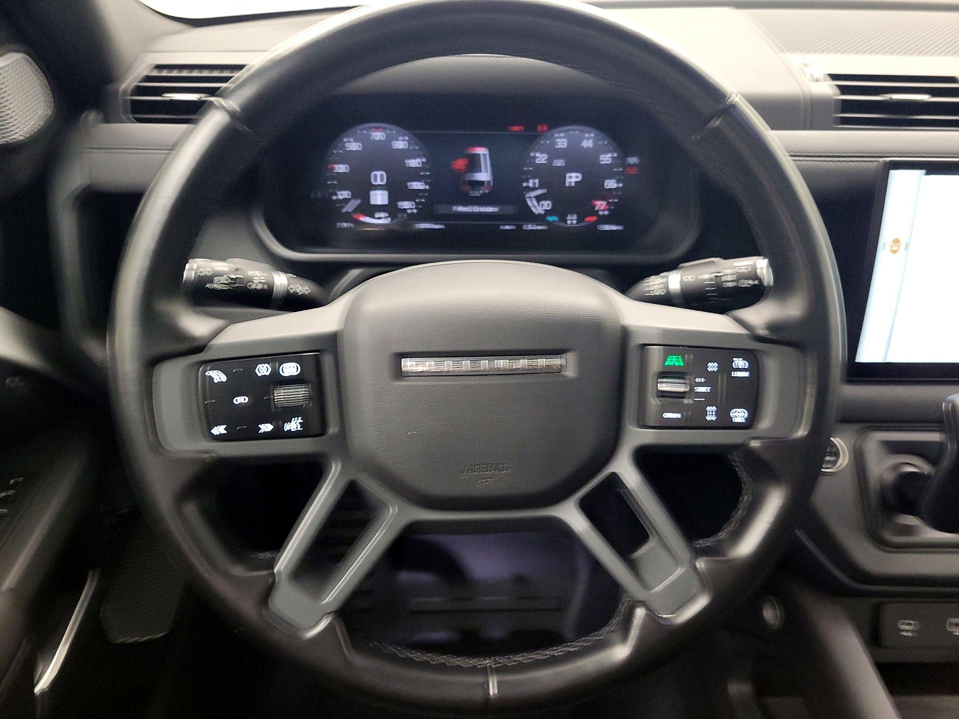 Thumbnail: 2024 Land Rover Defender - 10