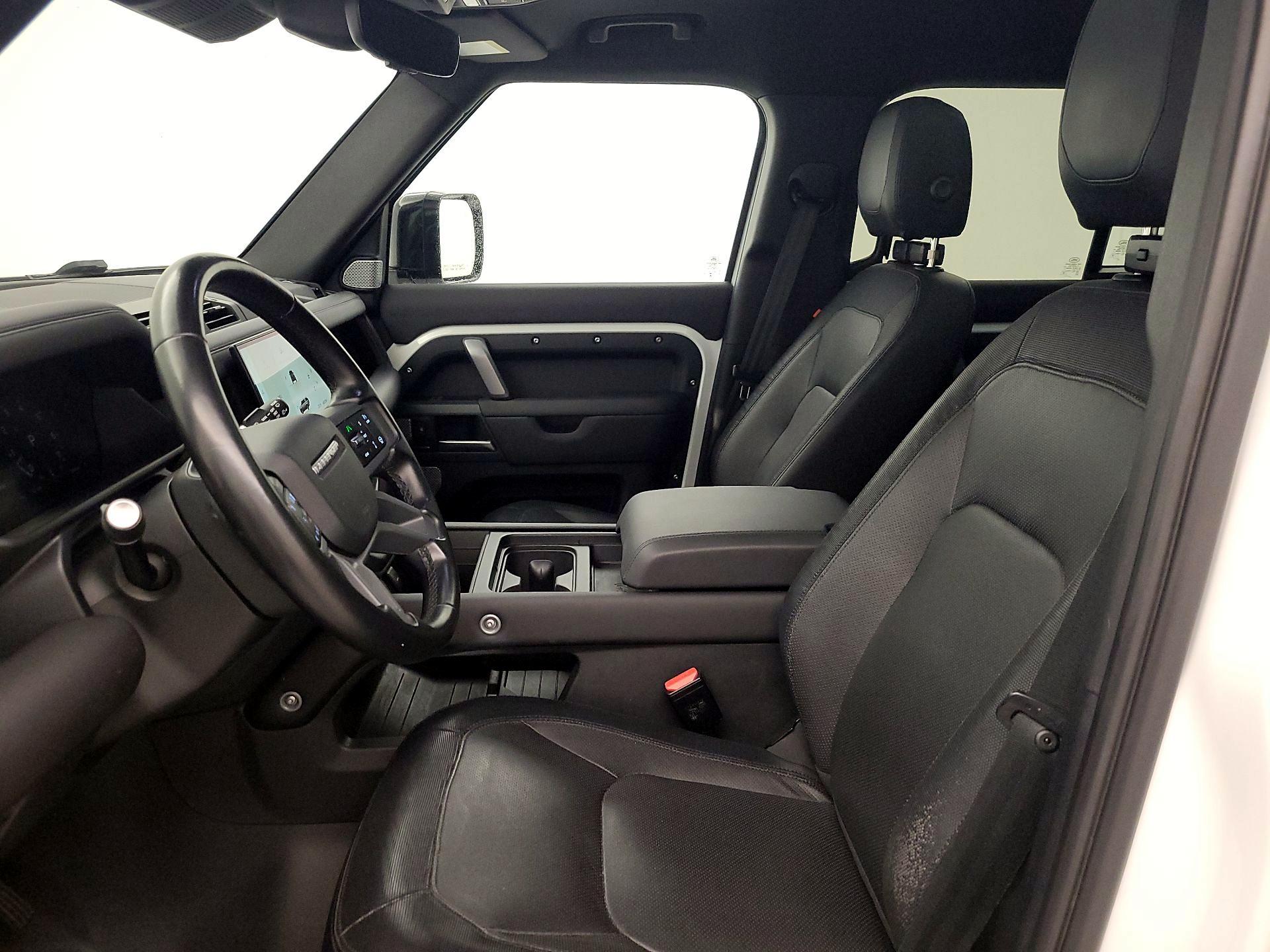 Thumbnail: 2024 Land Rover Defender - 11