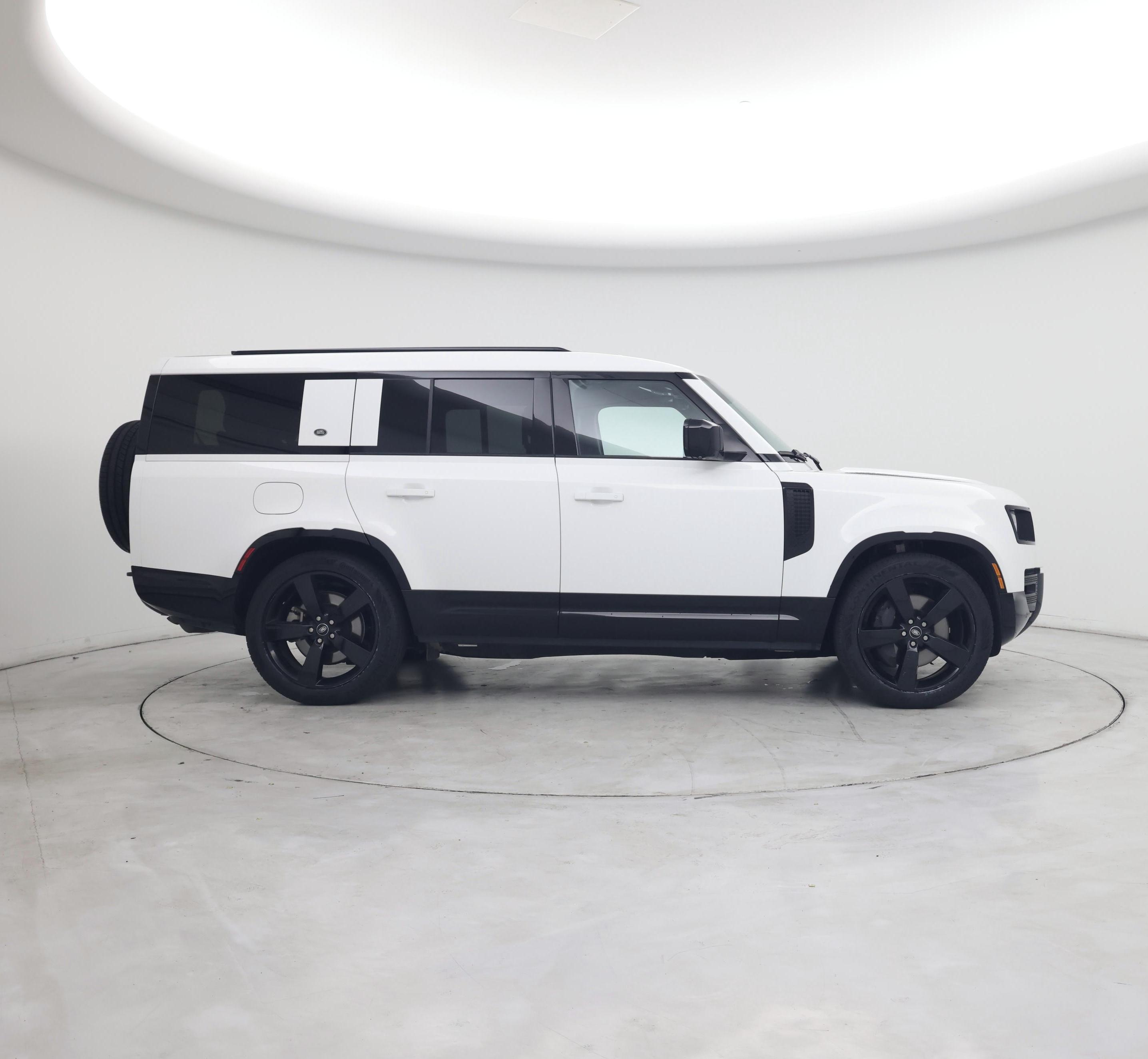 Thumbnail: 2024 Land Rover Defender - 7