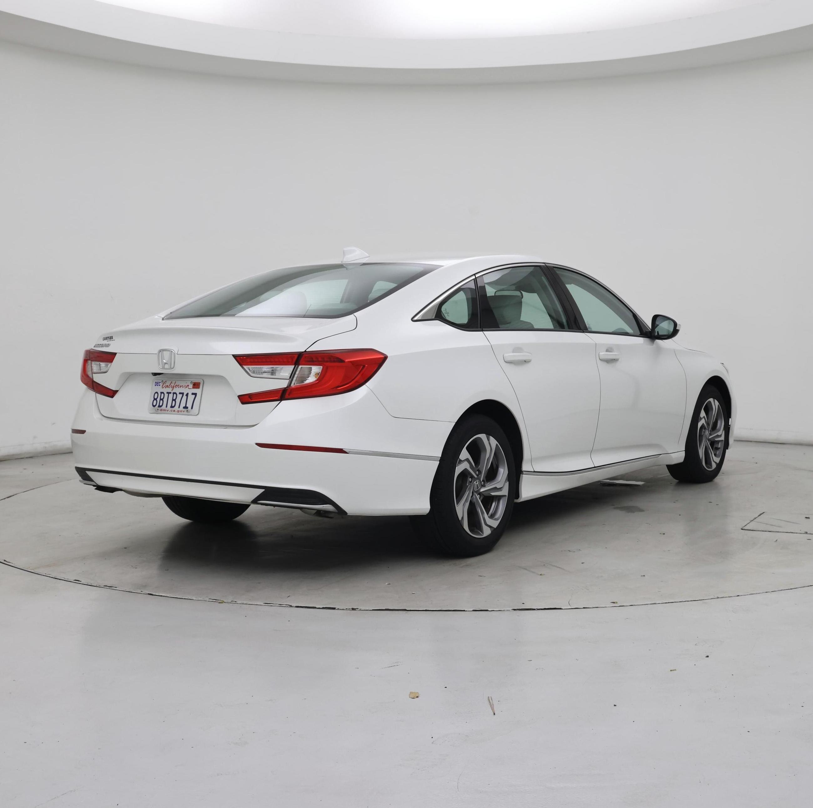 Thumbnail: 2018 Honda Accord - 8