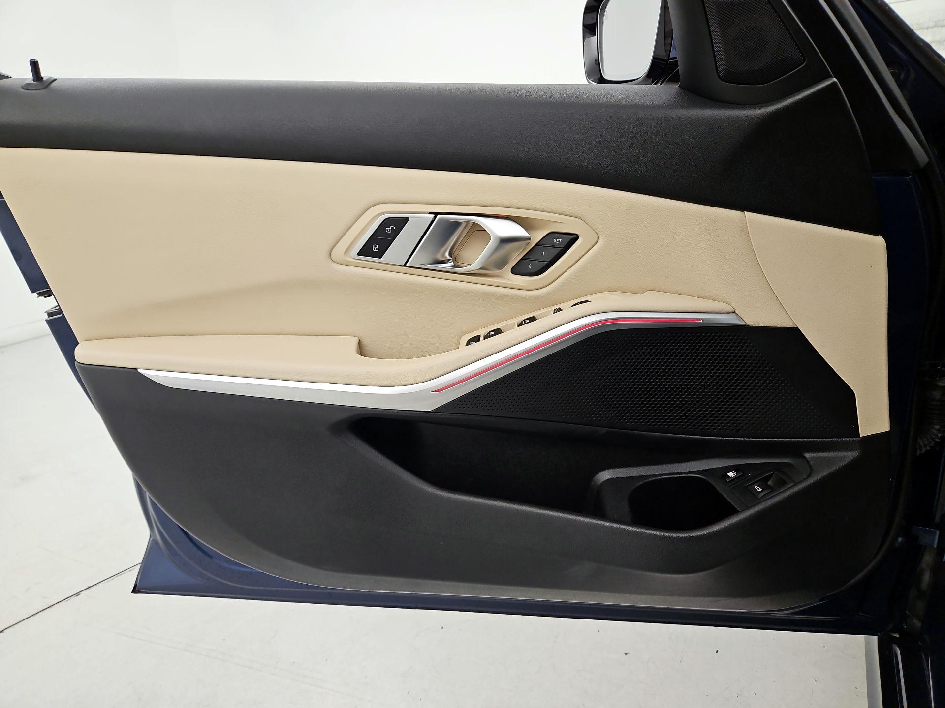 Thumbnail: 2023 BMW 3 Series - 12