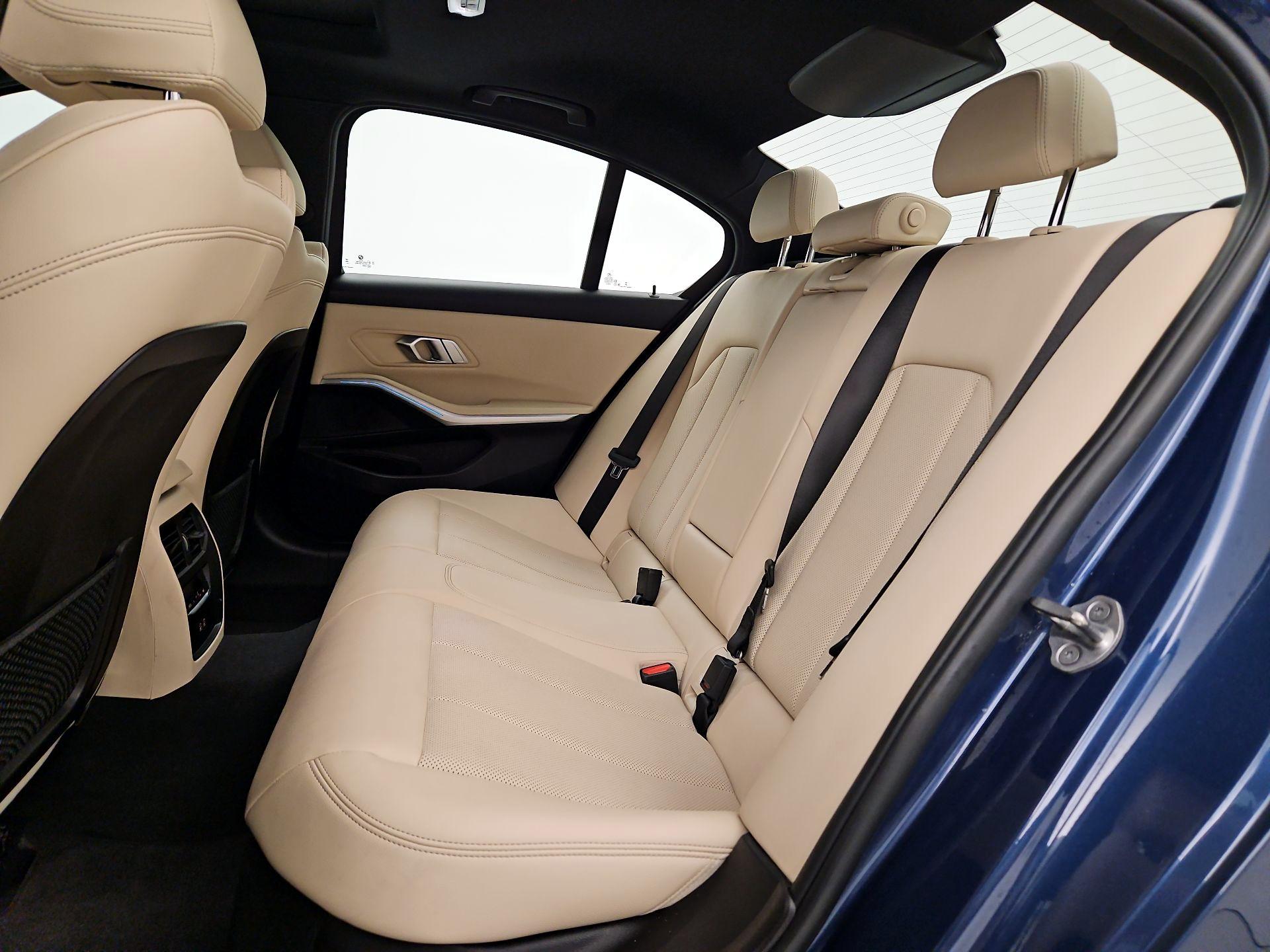 Thumbnail: 2023 BMW 3 Series - 18