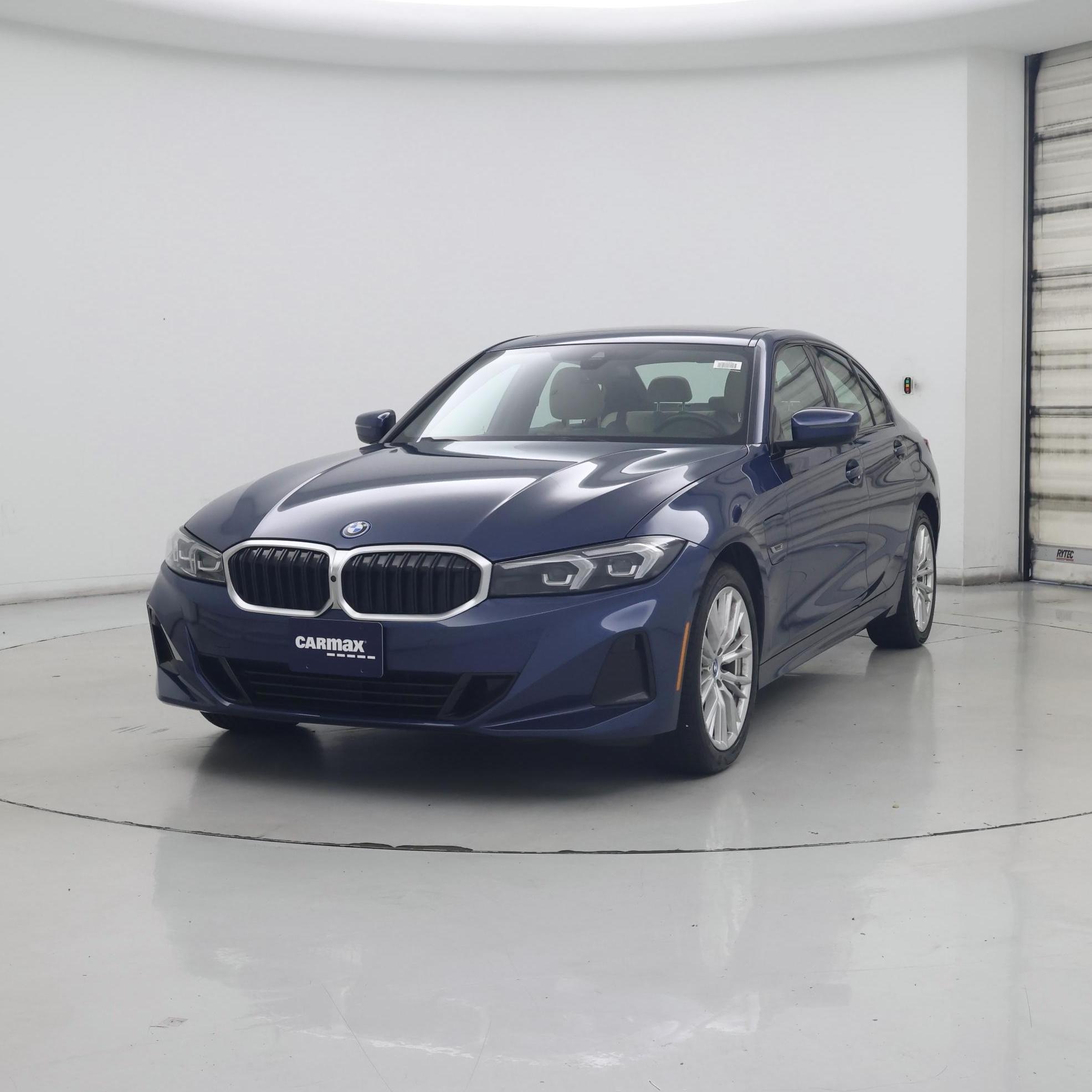 Thumbnail: 2023 BMW 3 Series - 4