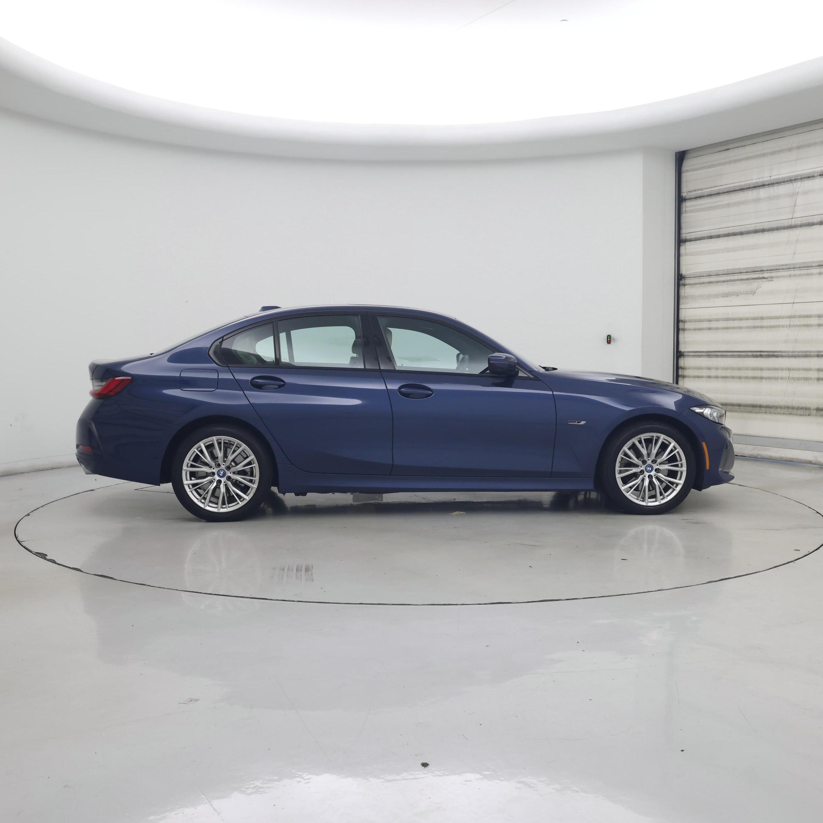 Thumbnail: 2023 BMW 3 Series - 7