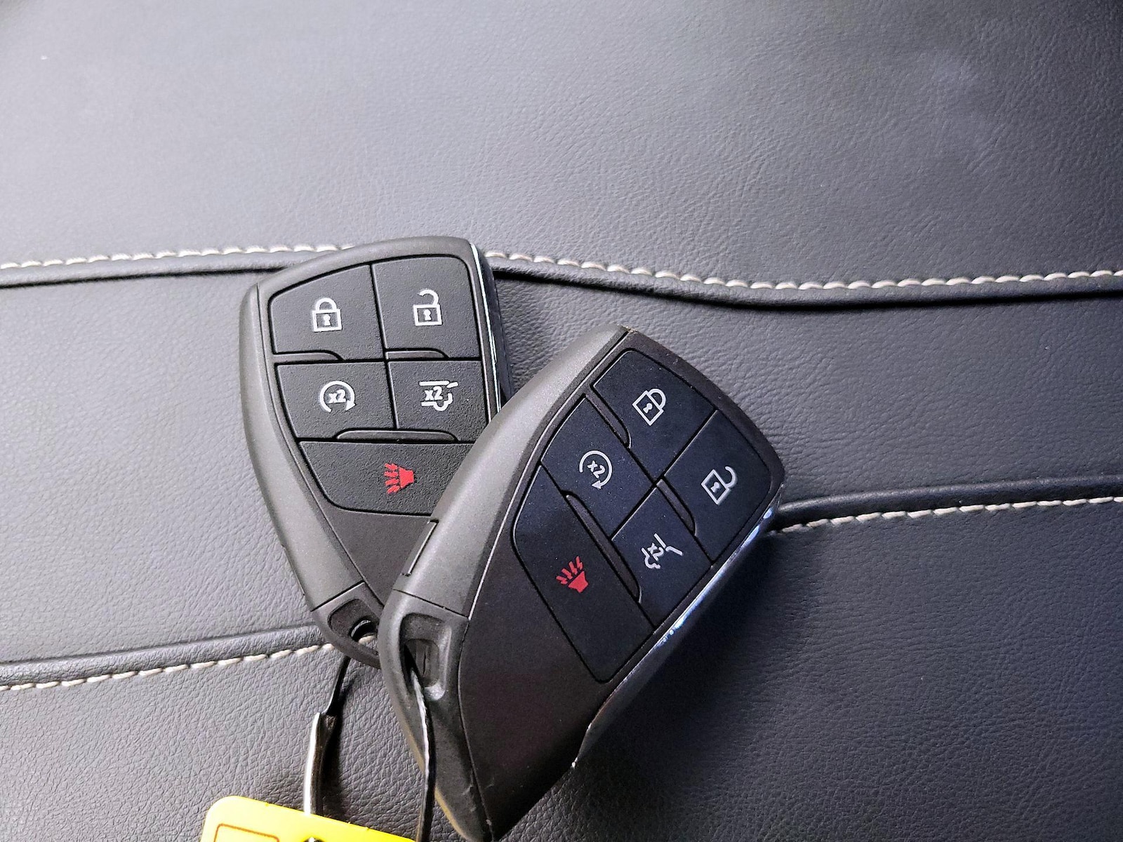 2025 GMC Acadia Elevation - Photo 23