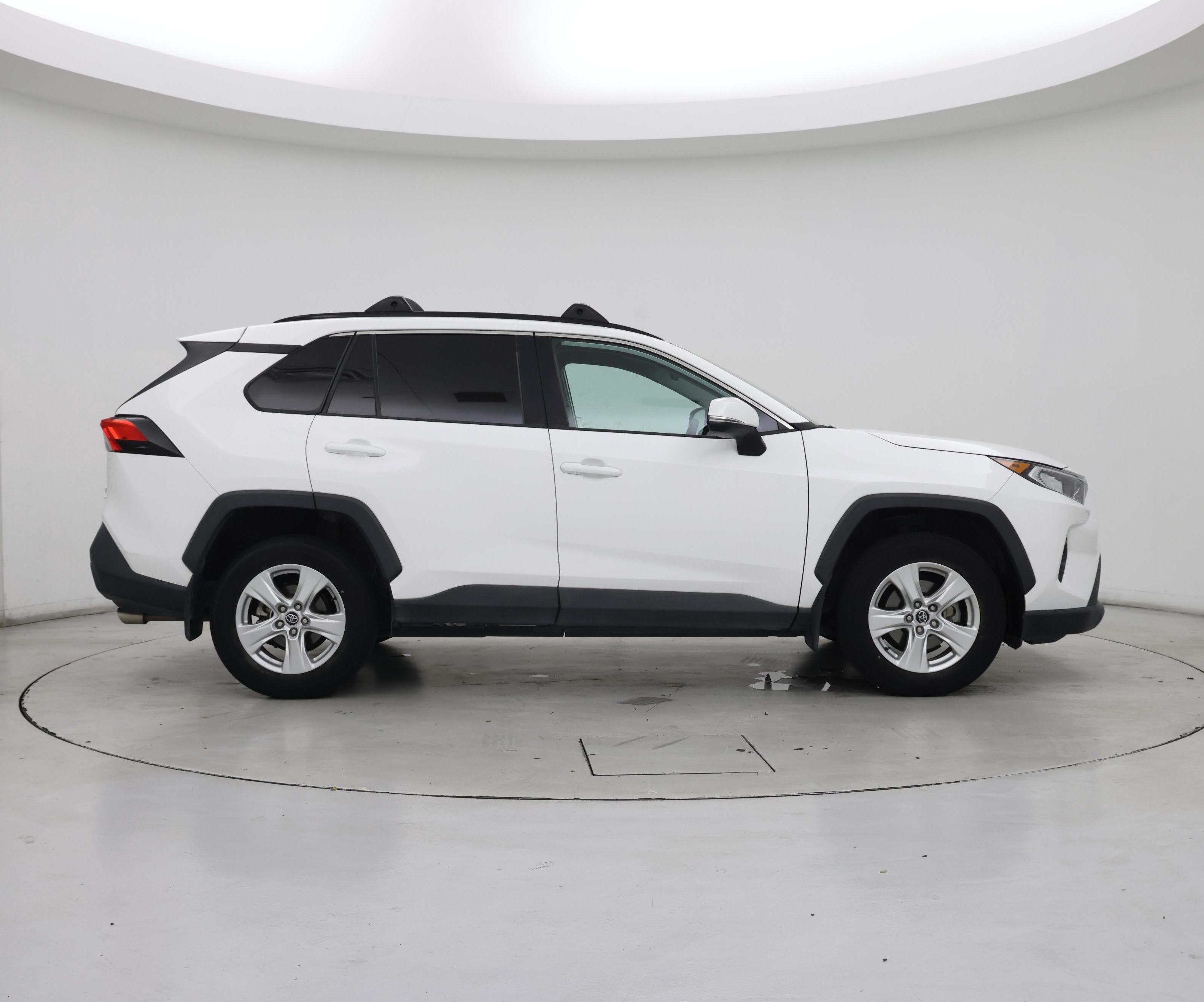 Thumbnail: 2020 Toyota RAV4 - 7