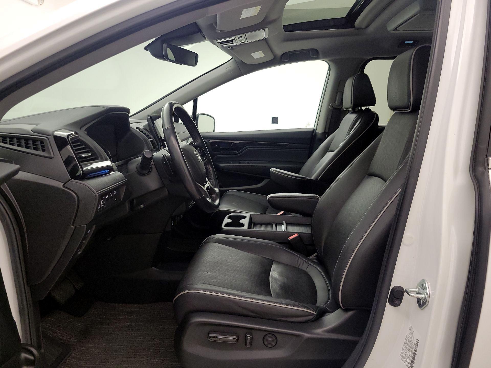 Thumbnail: 2023 Honda Odyssey - 11