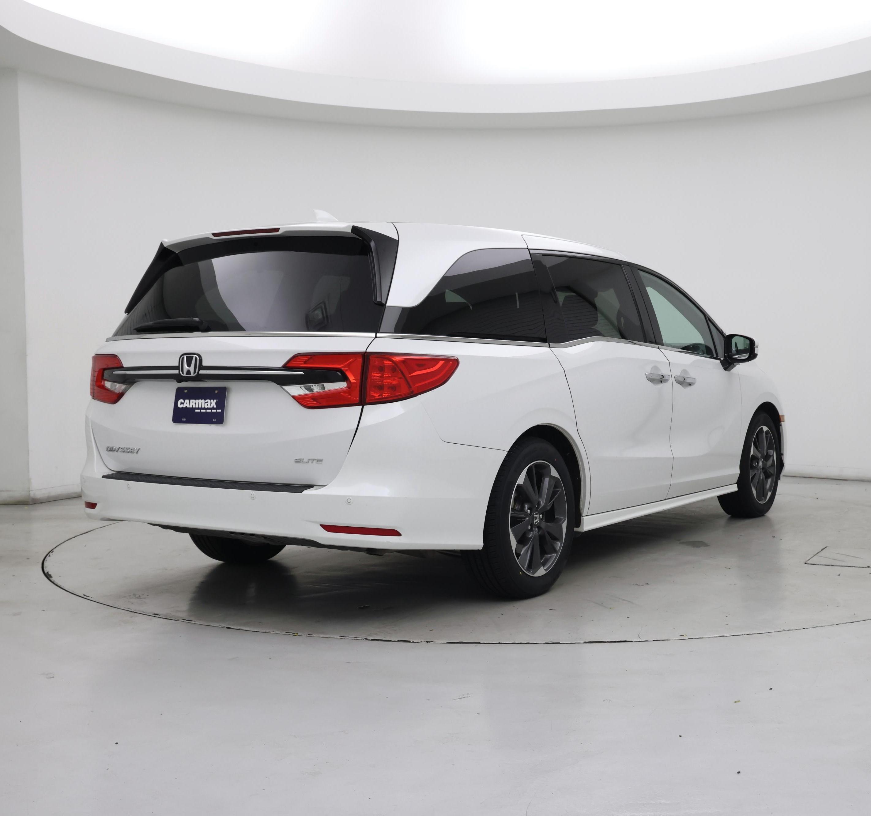 Thumbnail: 2023 Honda Odyssey - 8