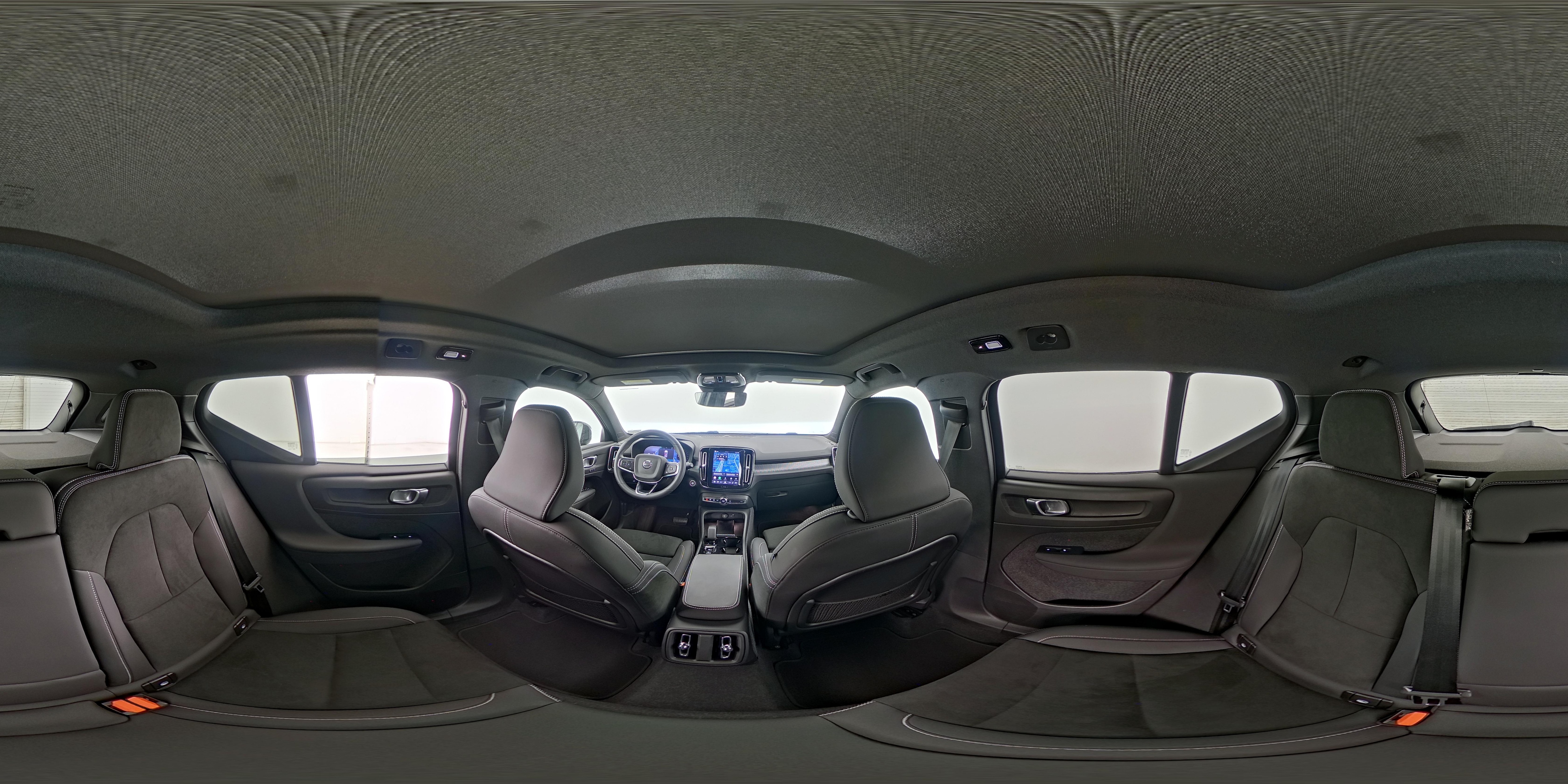 2023 Volvo XC40 Plus - Photo 28