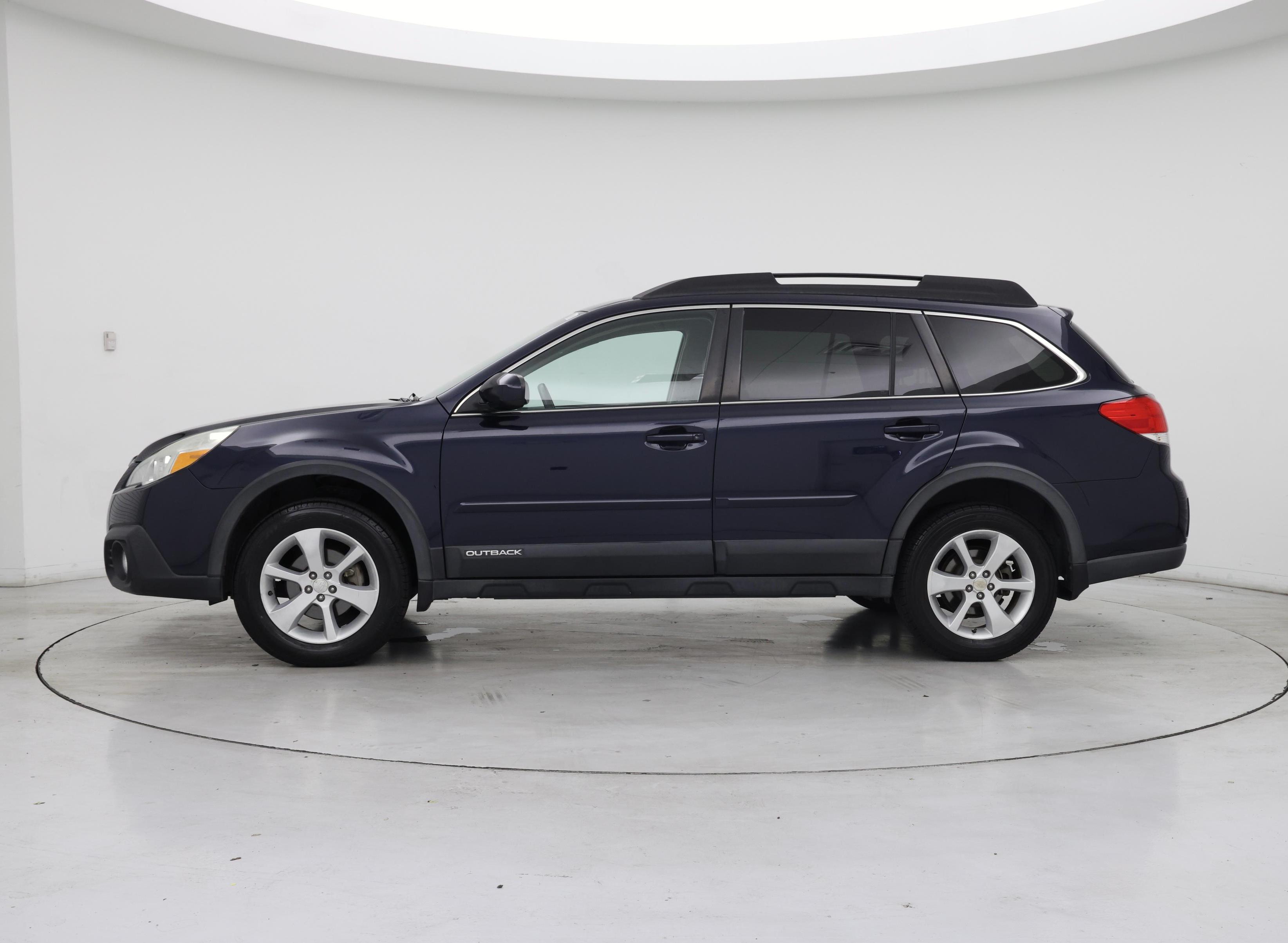 Thumbnail: 2014 Subaru Outback - 3