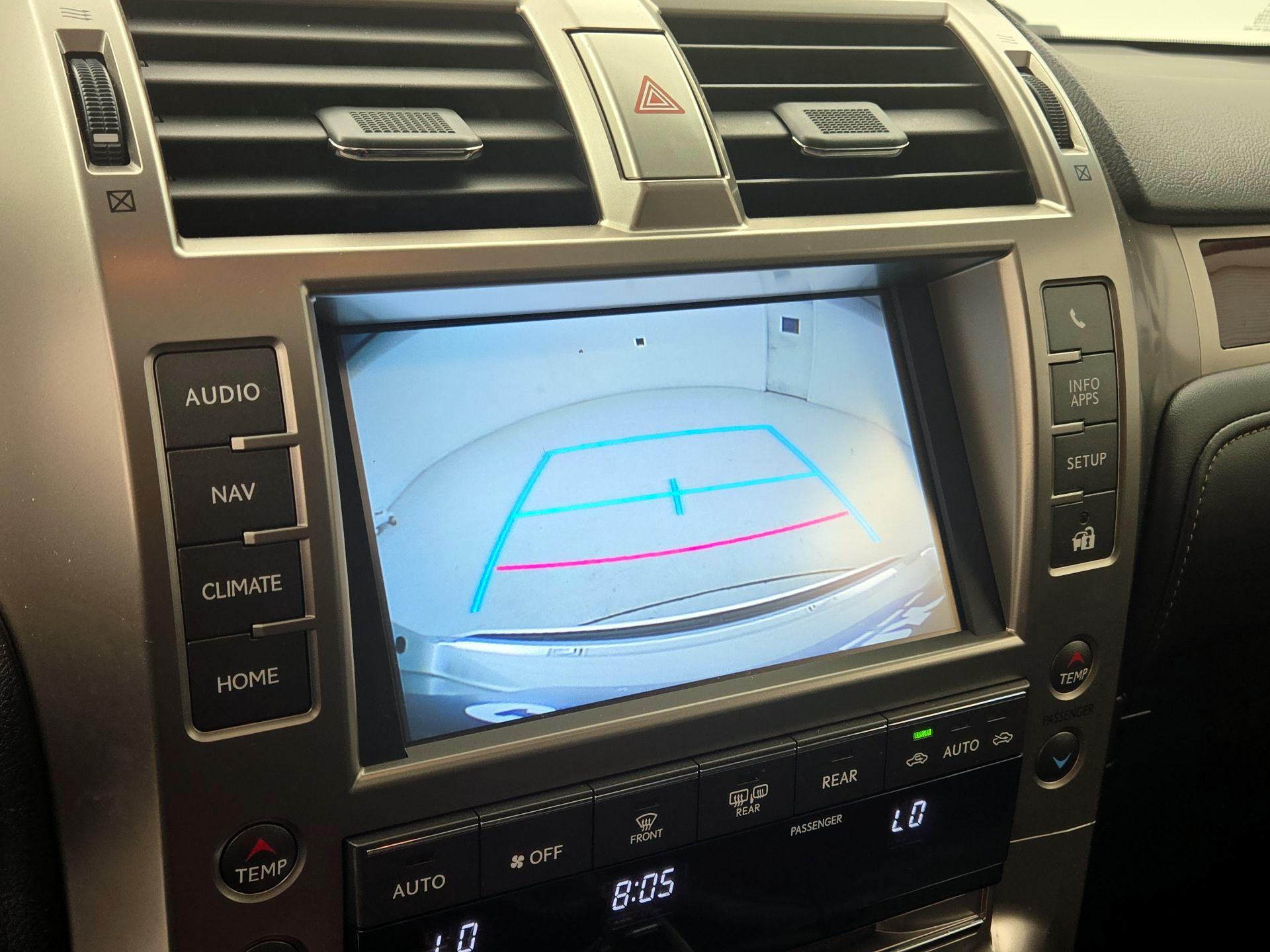 Thumbnail: 2016 Lexus GX - 15