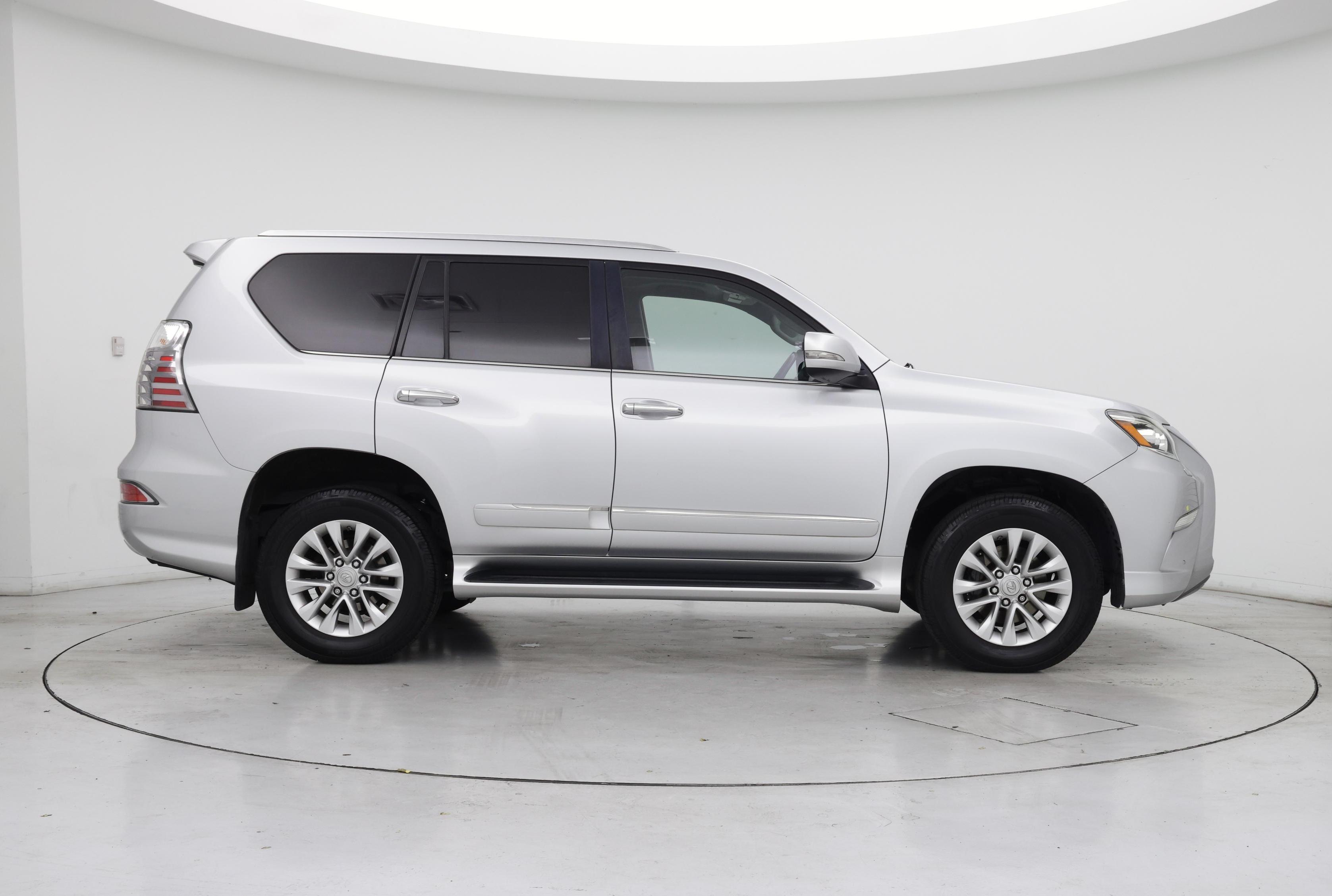 Thumbnail: 2016 Lexus GX - 7