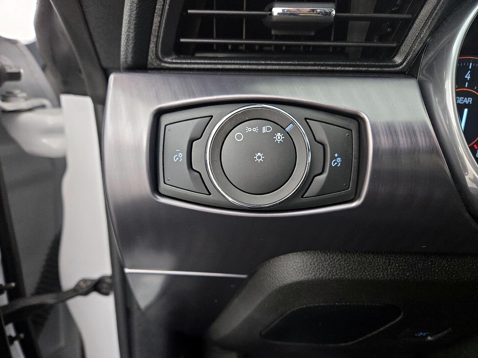 2021 Ford Mustang Mach 1 - Photo 14