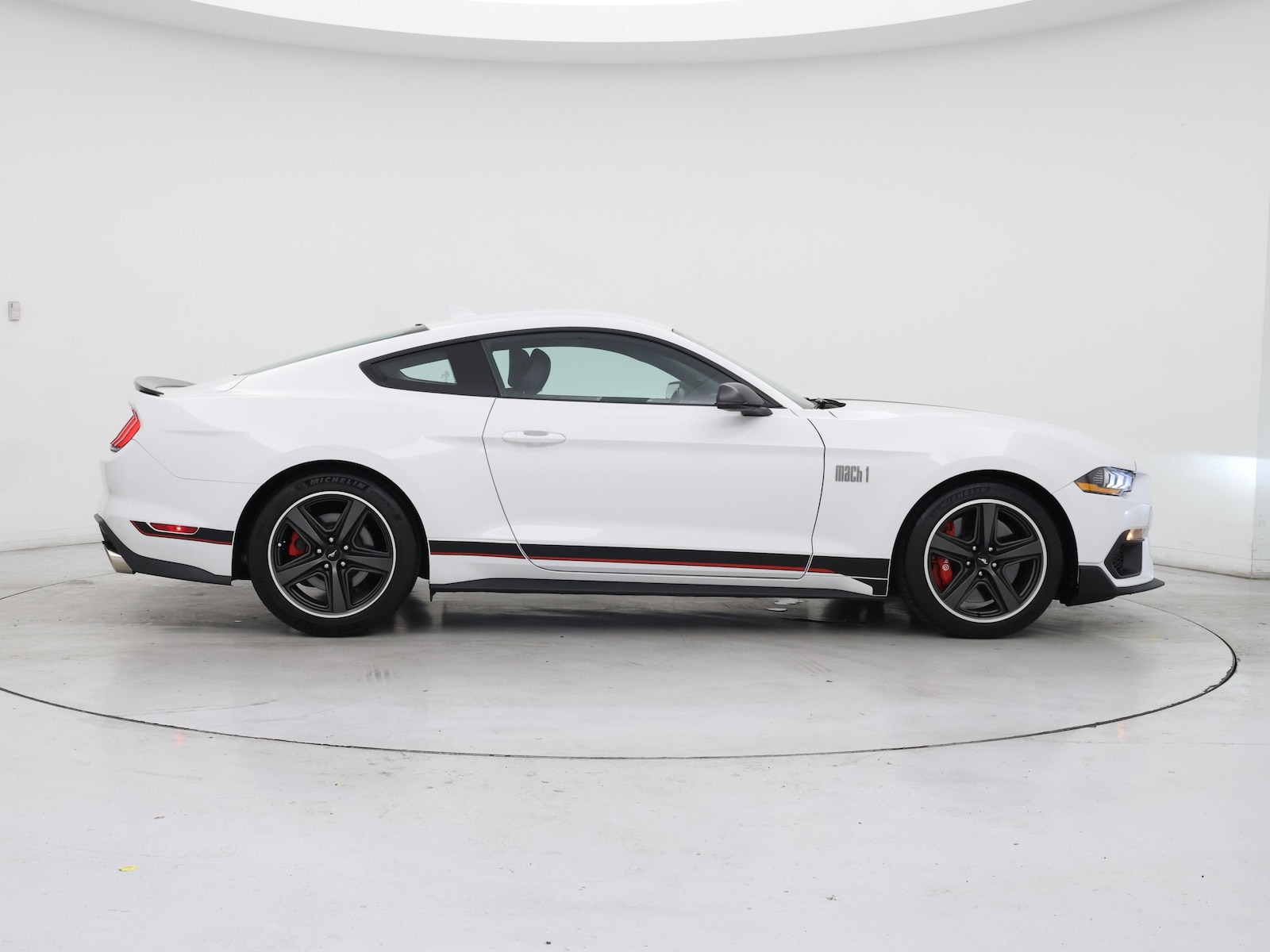 2021 Ford Mustang Mach 1 - Photo 8