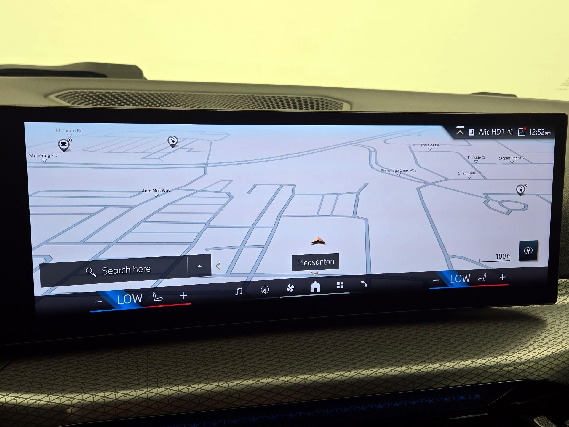 Thumbnail: 2025 BMW i4 - 14
