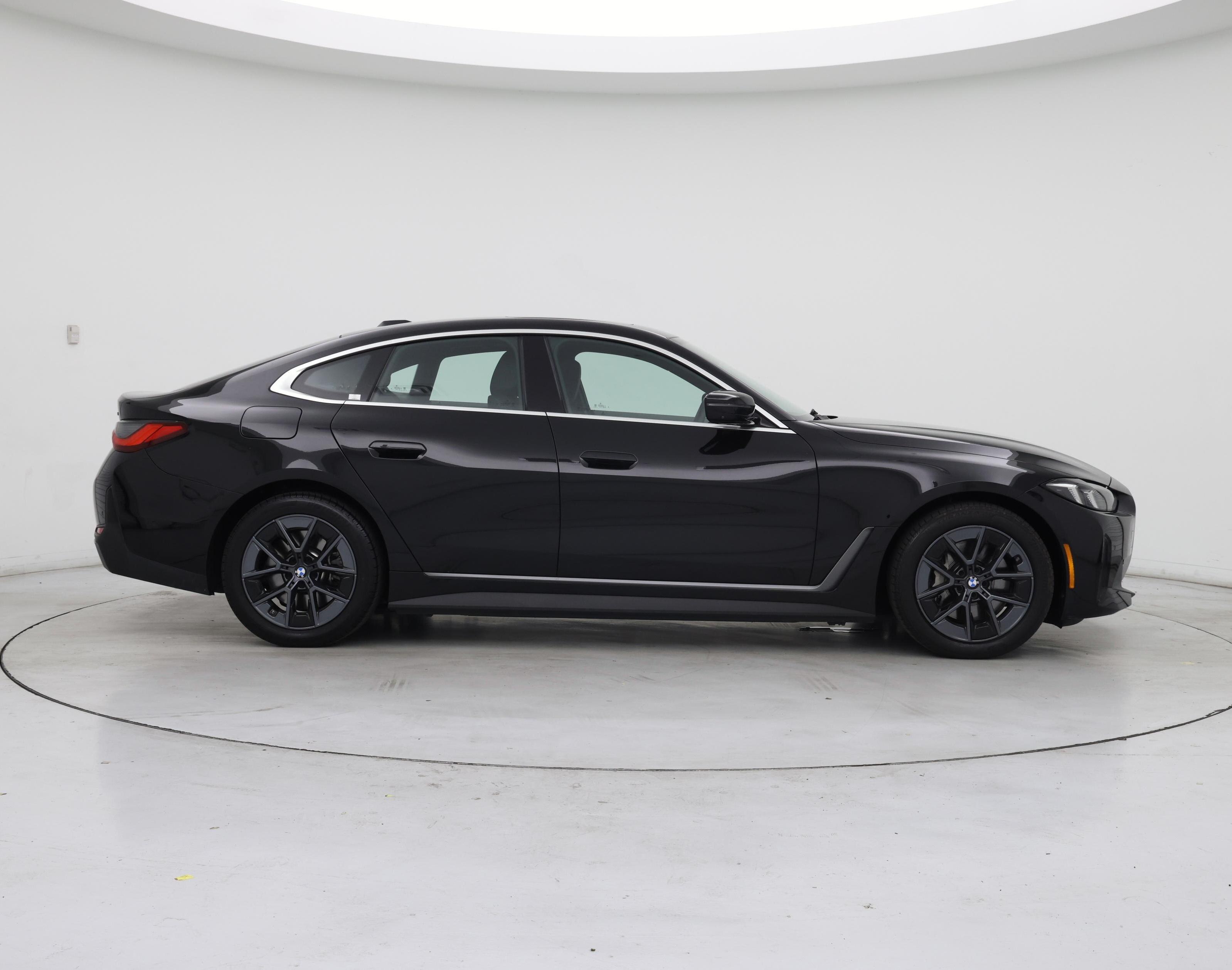 Thumbnail: 2025 BMW i4 - 7