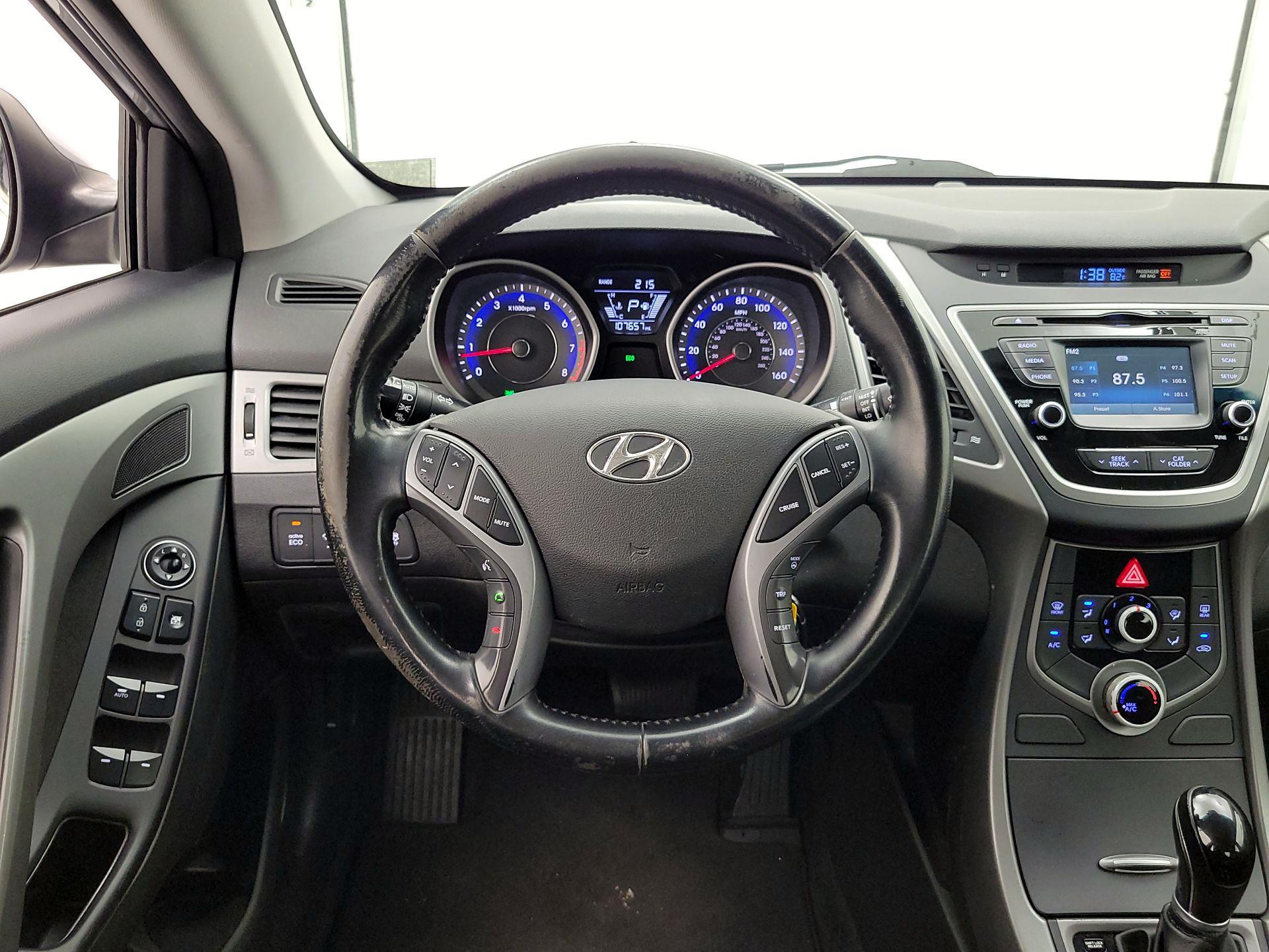 Thumbnail: 2015 Hyundai Elantra - 10