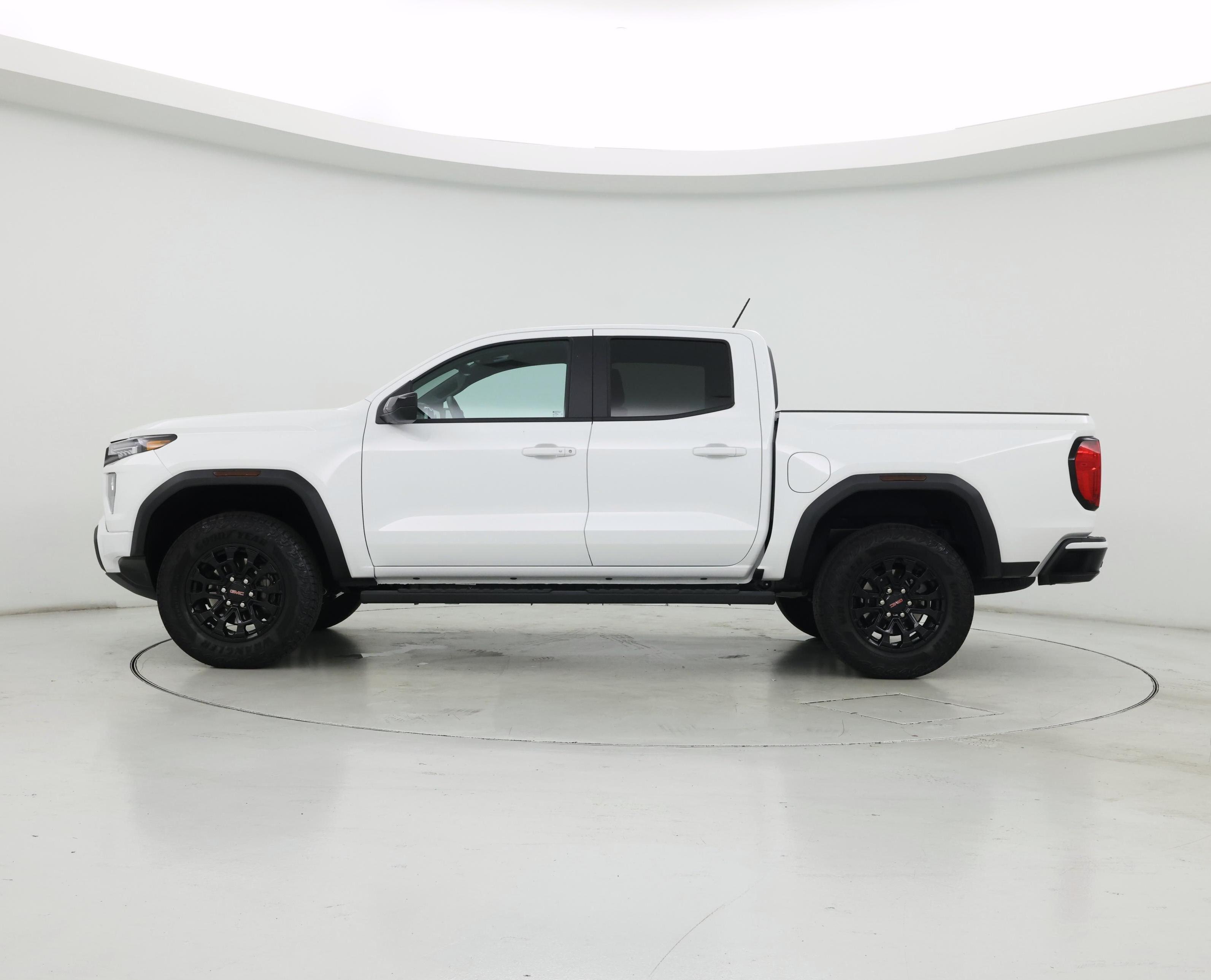 Thumbnail: 2026 GMC Canyon - 3