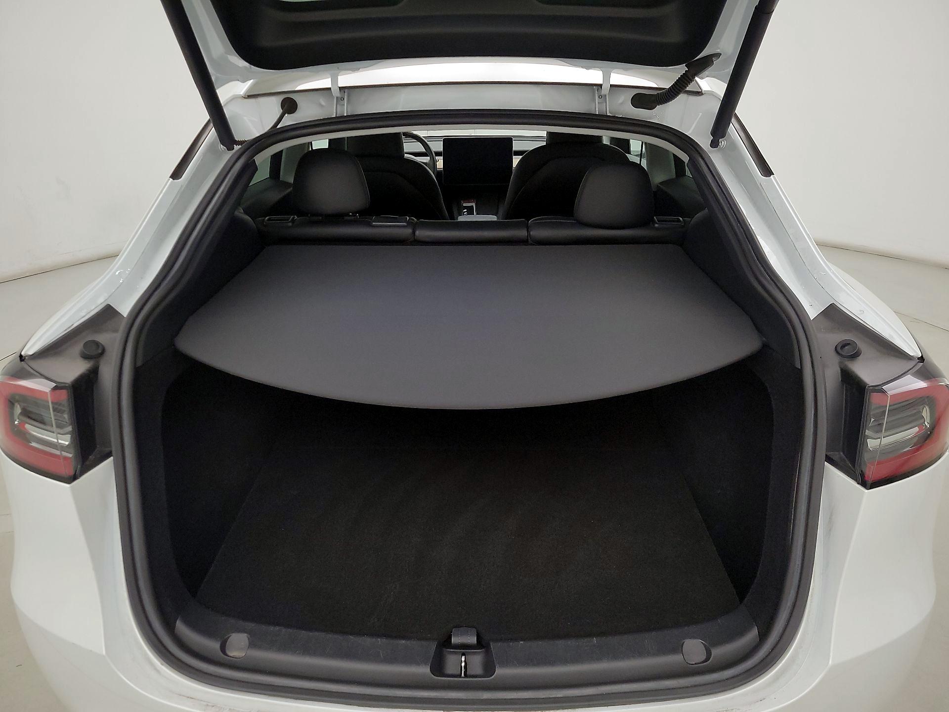 Thumbnail: 2023 Tesla Model Y - 19