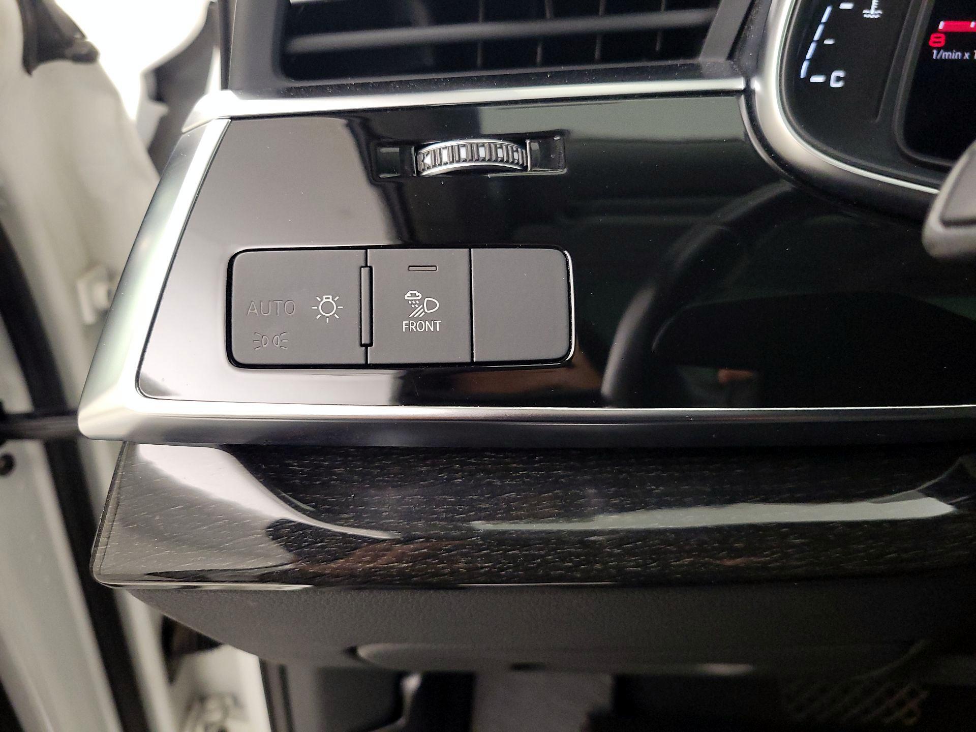Thumbnail: 2024 Audi Q7 - 13