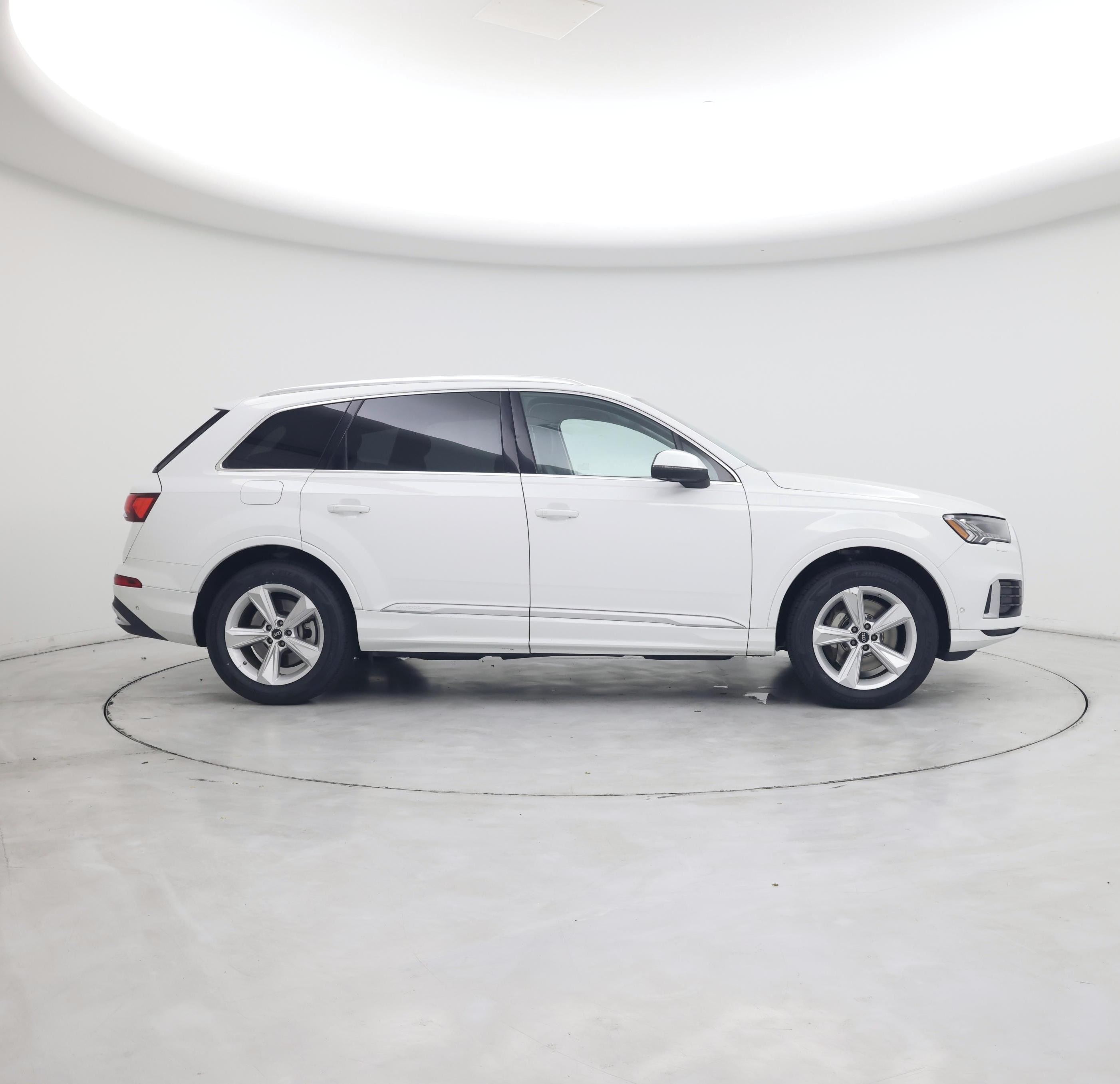 Thumbnail: 2024 Audi Q7 - 7