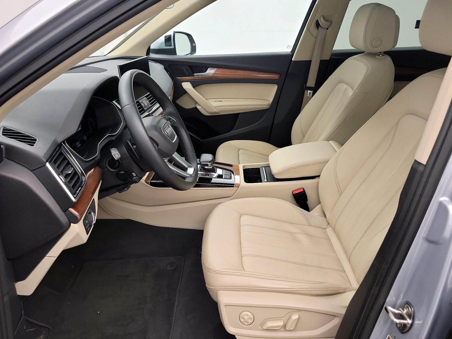 Thumbnail: 2021 Audi Q5 - 11