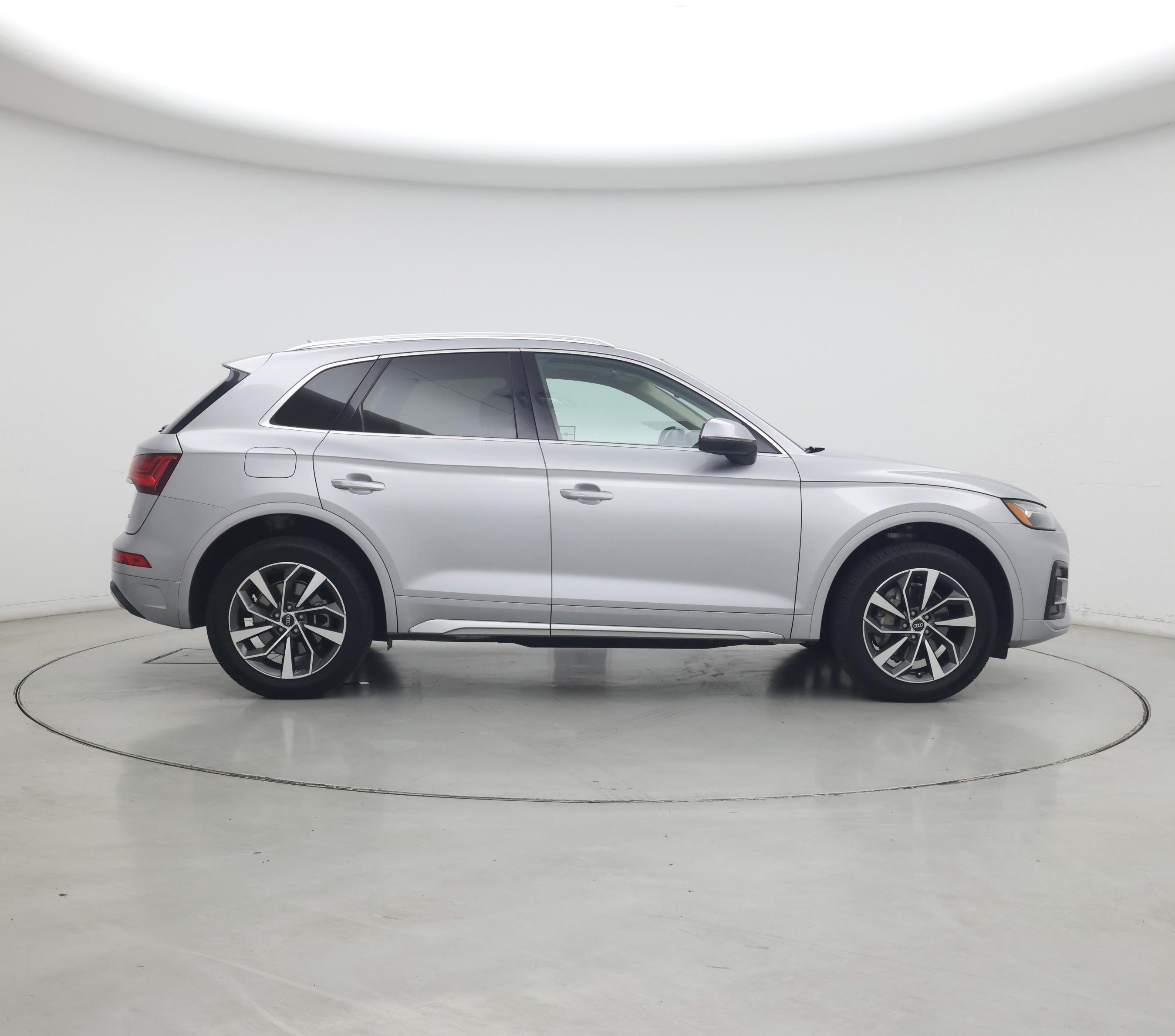 Thumbnail: 2021 Audi Q5 - 7