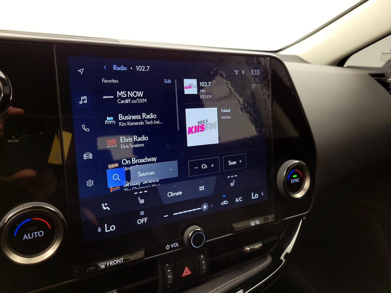 2024 Lexus NX 250 - Photo 16