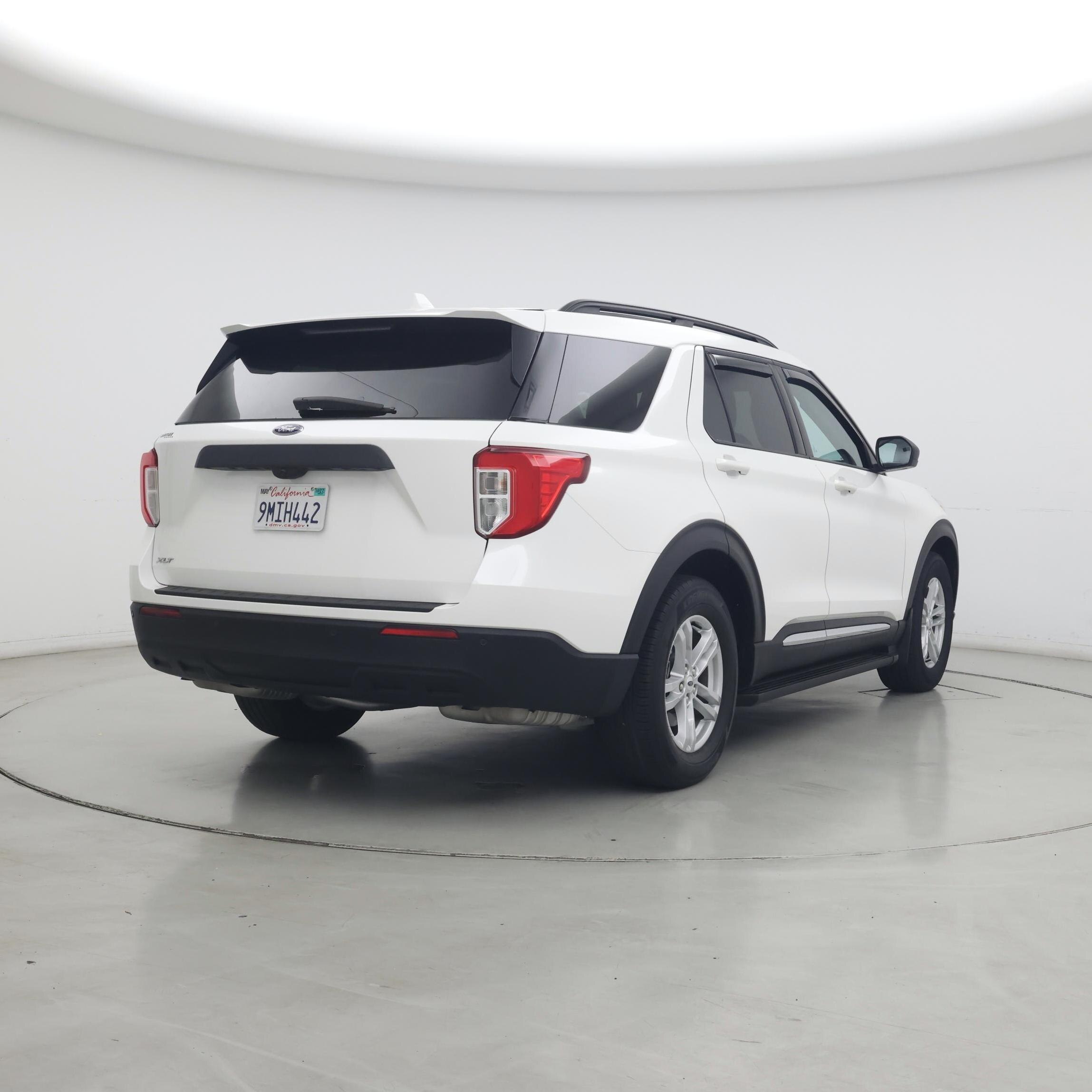 Thumbnail: 2024 Ford Explorer - 8