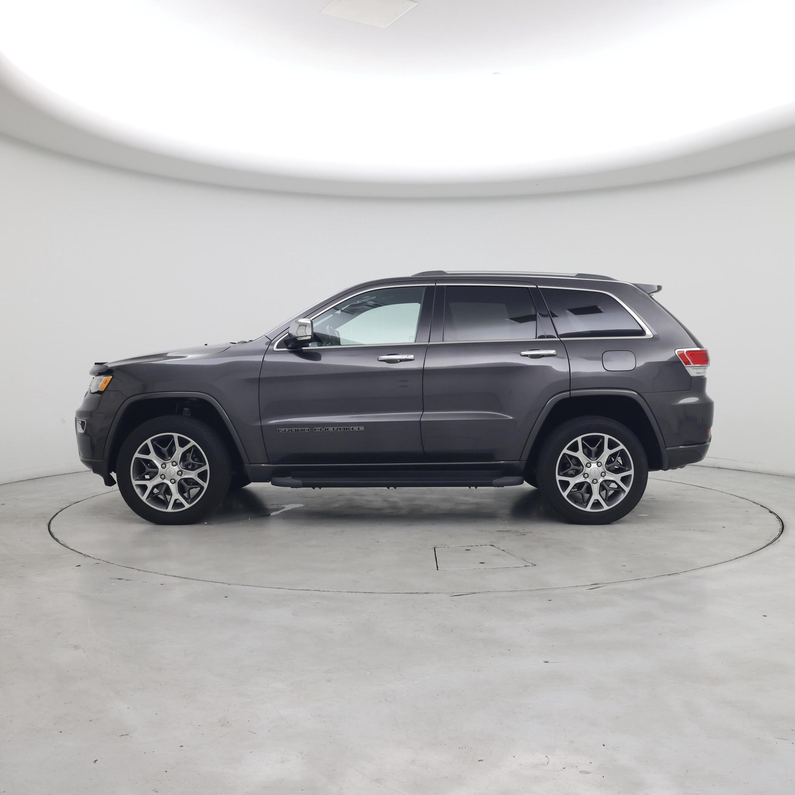 Thumbnail: 2021 Jeep Grand Cherokee - 3