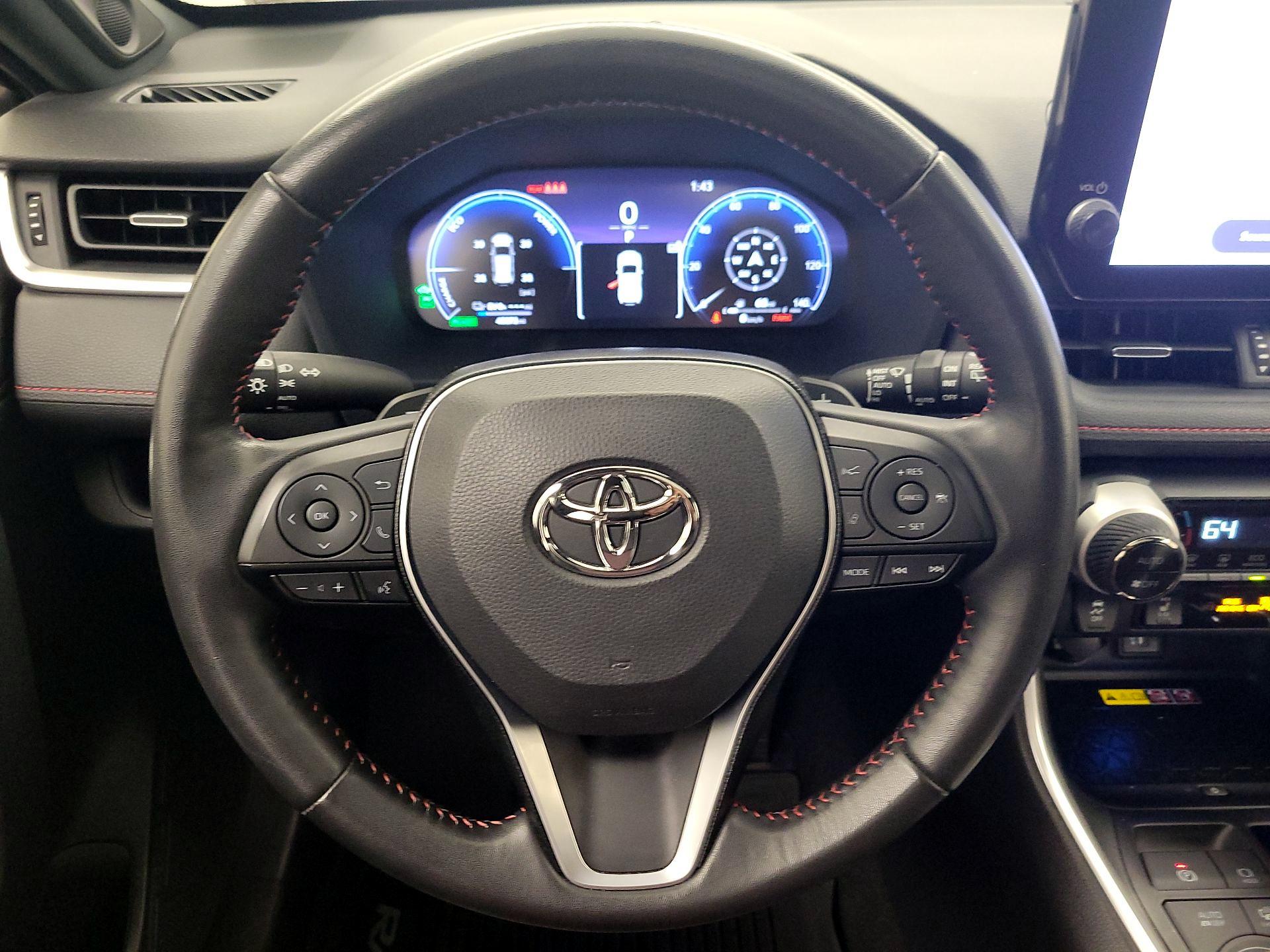 Thumbnail: 2023 Toyota RAV4 - 10