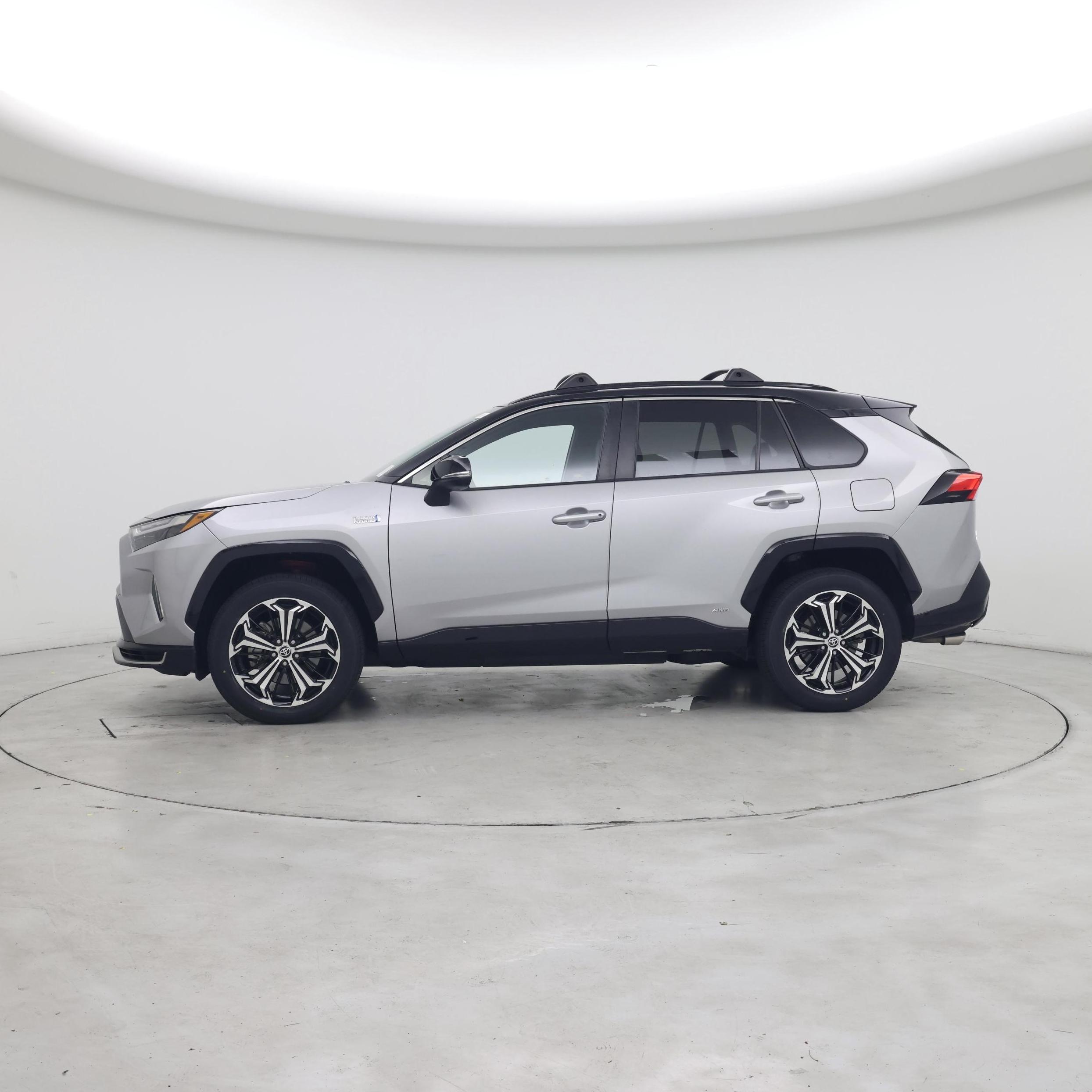 Thumbnail: 2023 Toyota RAV4 - 3