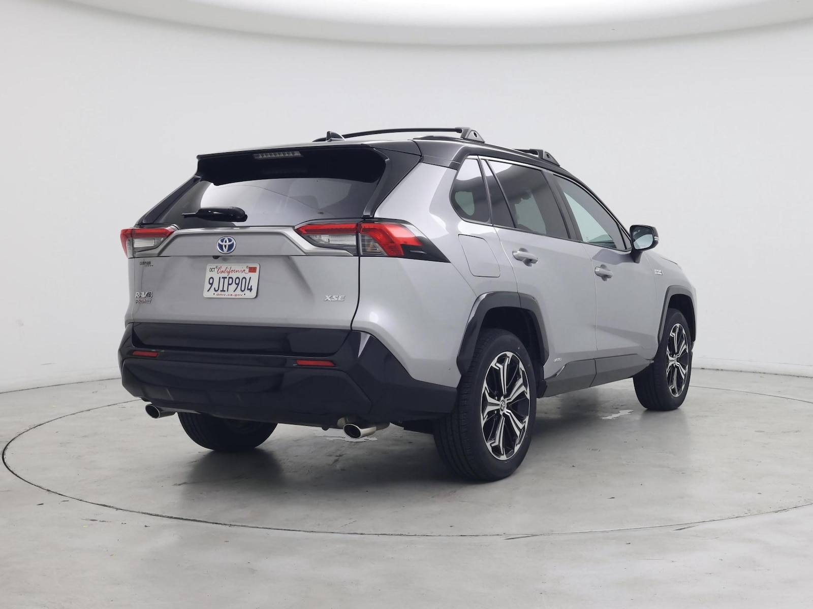 2023 Toyota RAV4 XSE - Photo 9