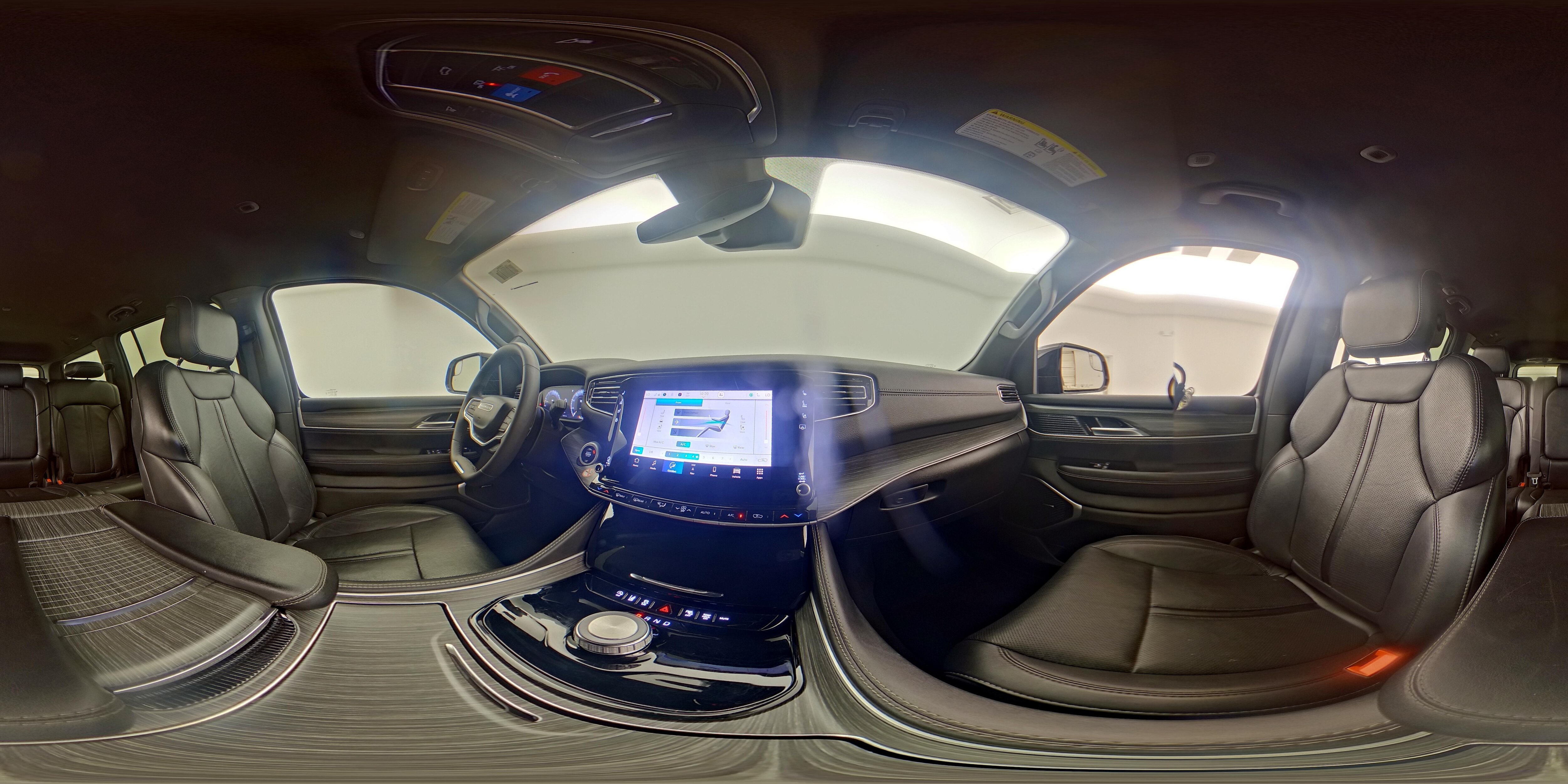 2024 Jeep Wagoneer Series II - Photo 27