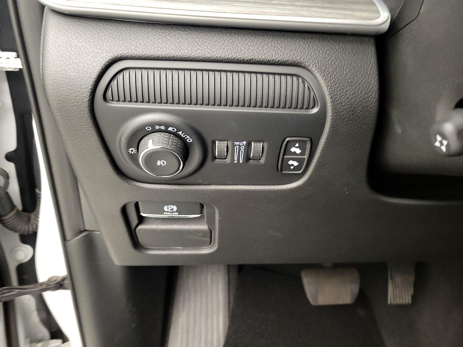 2024 Jeep Wagoneer Series II - Photo 14