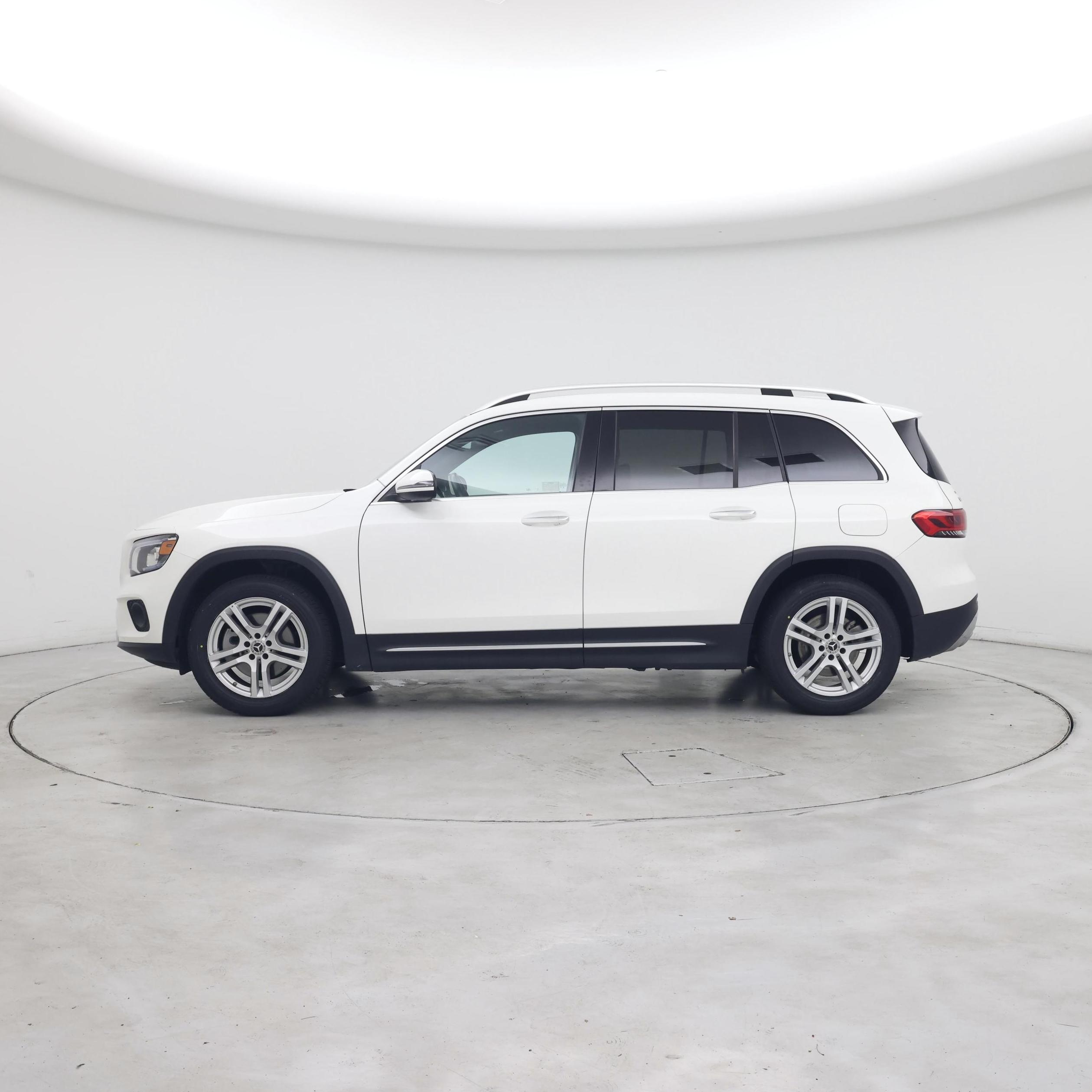 Thumbnail: 2023 Mercedes-Benz GLB - 3