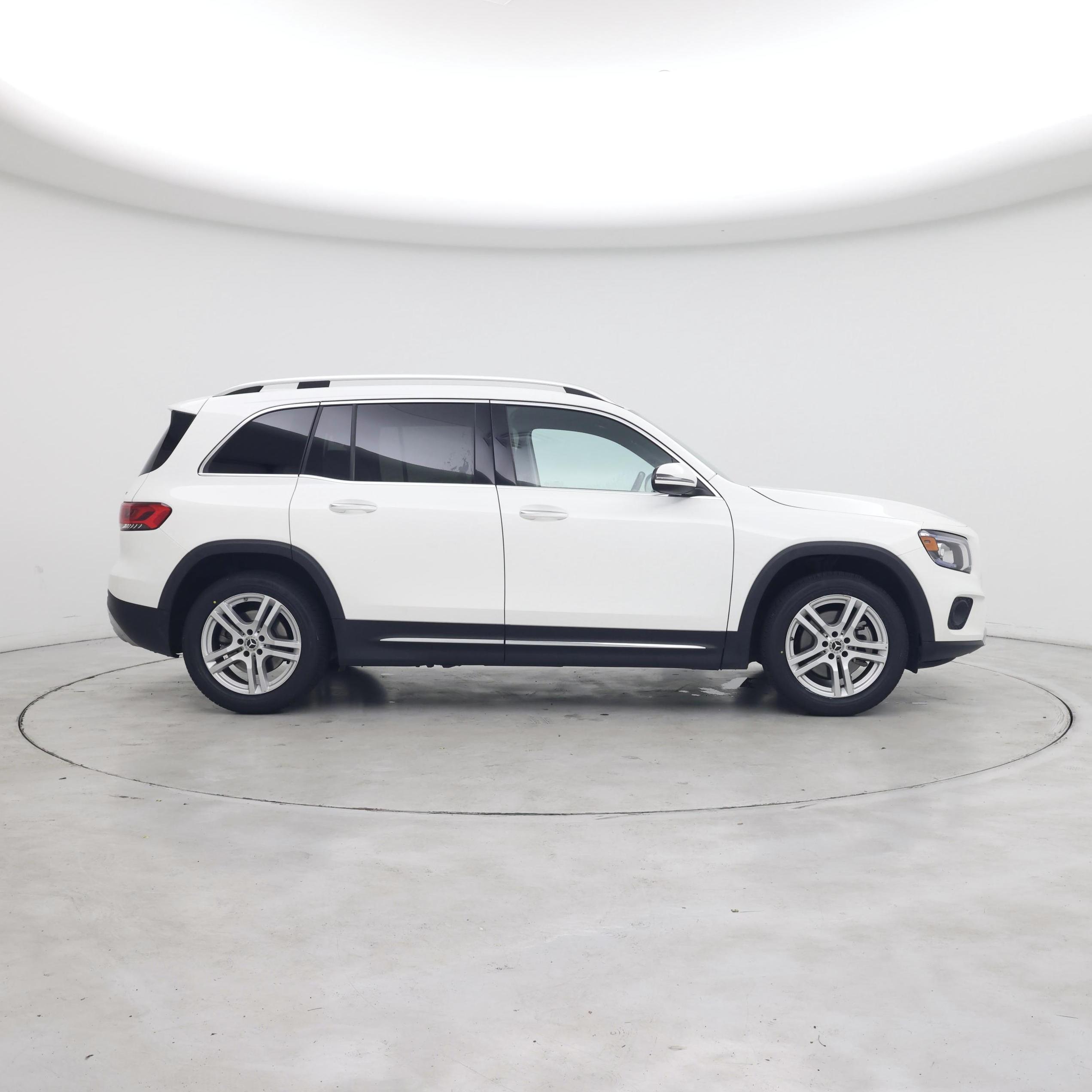Thumbnail: 2023 Mercedes-Benz GLB - 7
