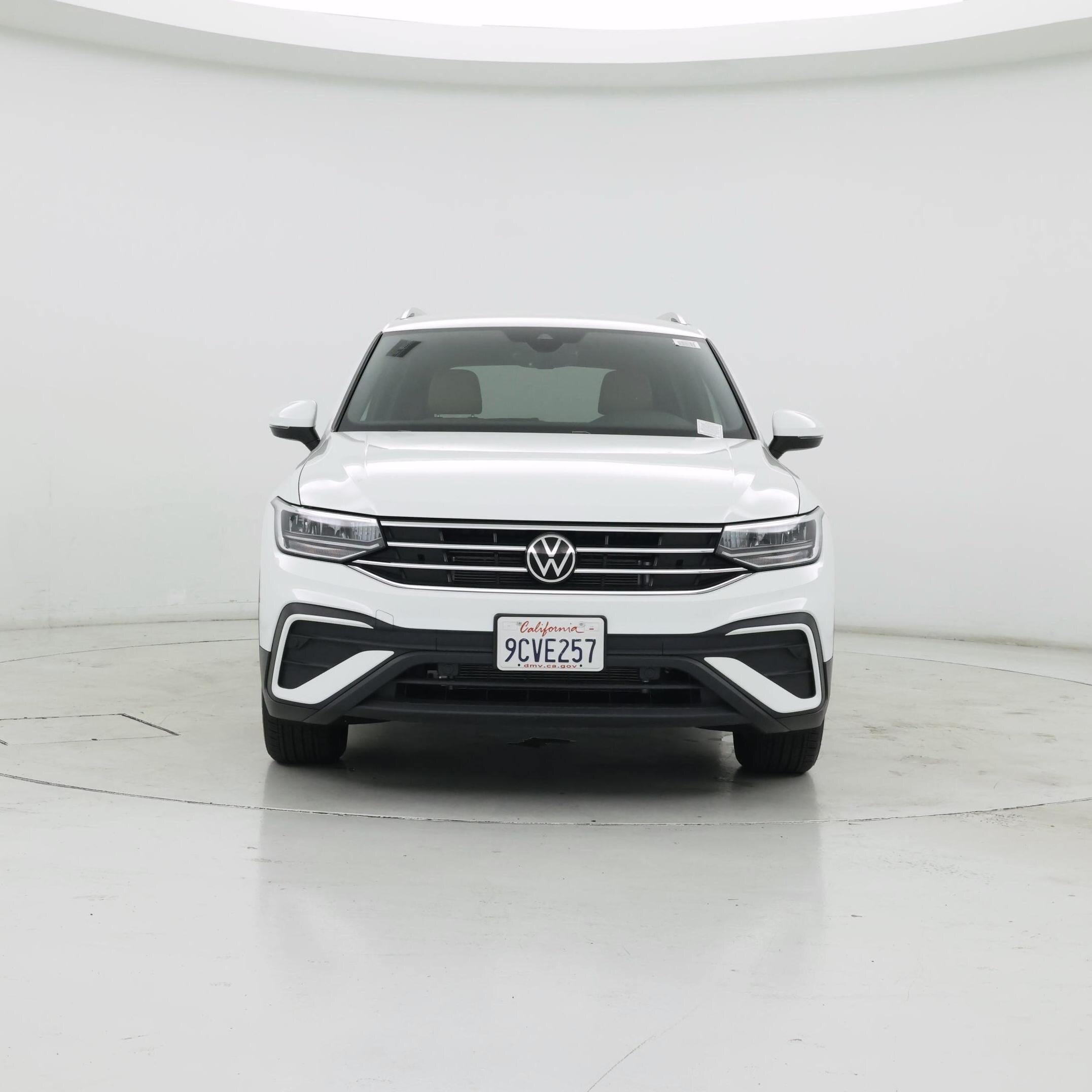 Thumbnail: 2022 Volkswagen Tiguan - 5