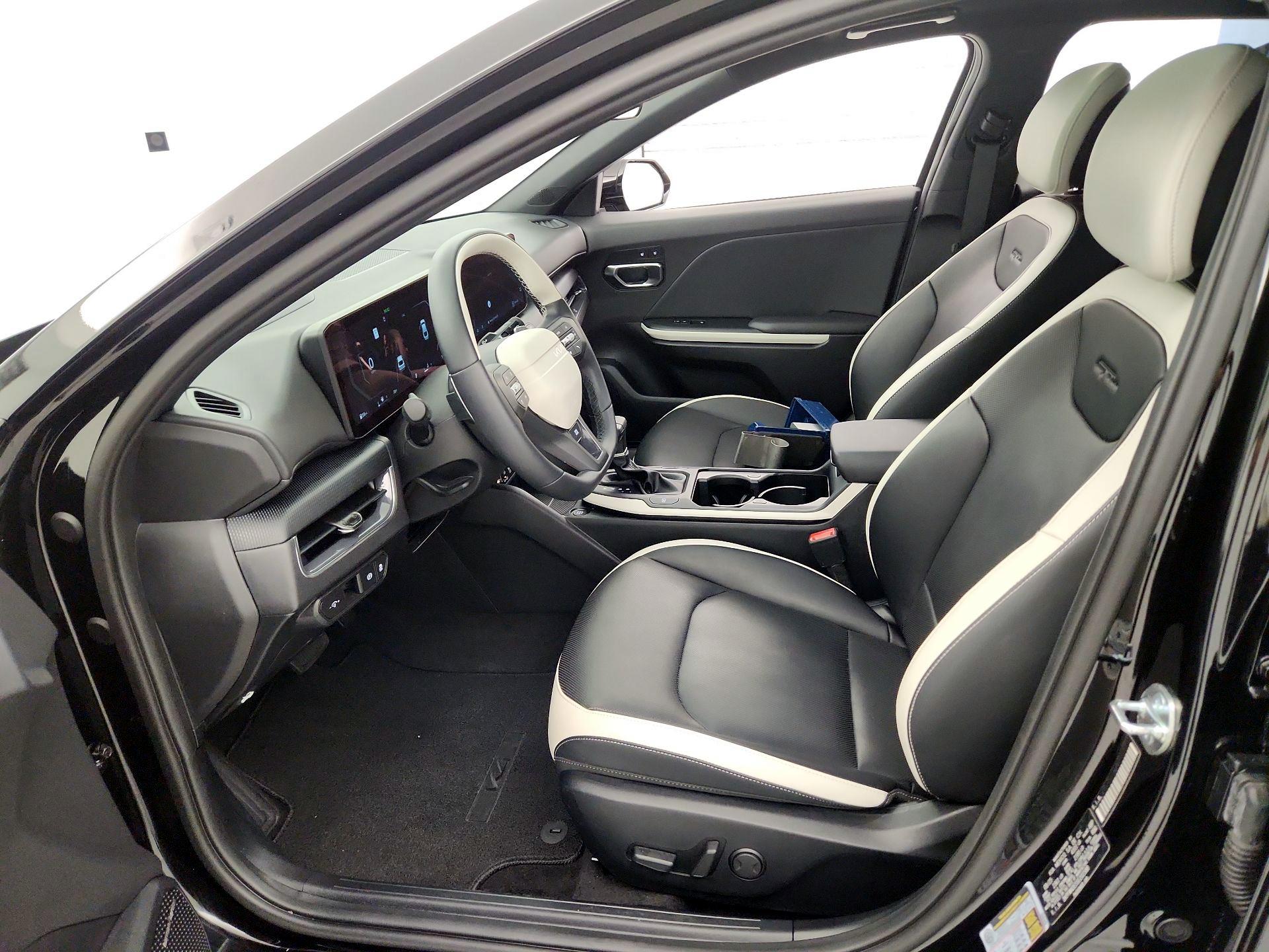Thumbnail: 2025 Kia K4 - 11