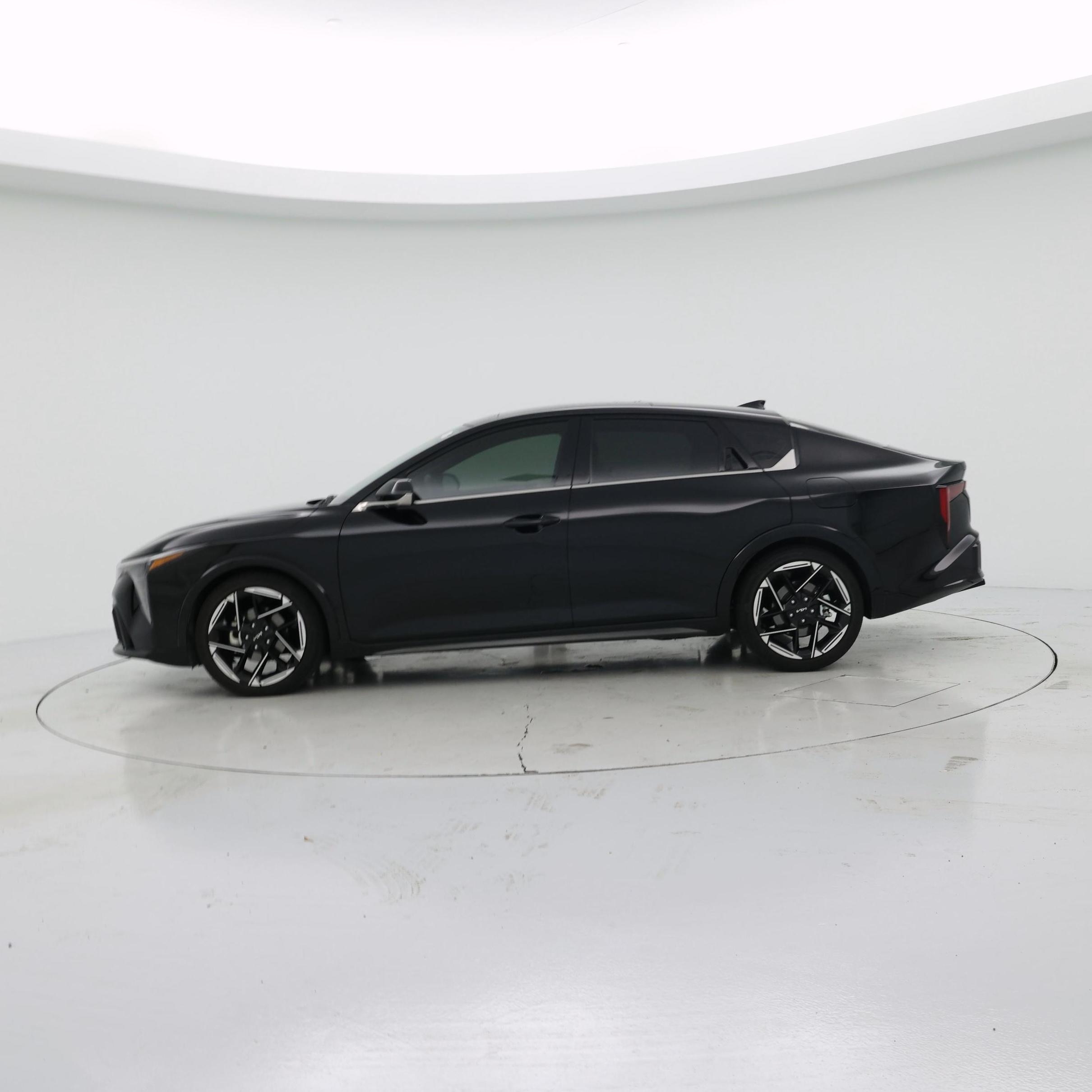 Thumbnail: 2025 Kia K4 - 3