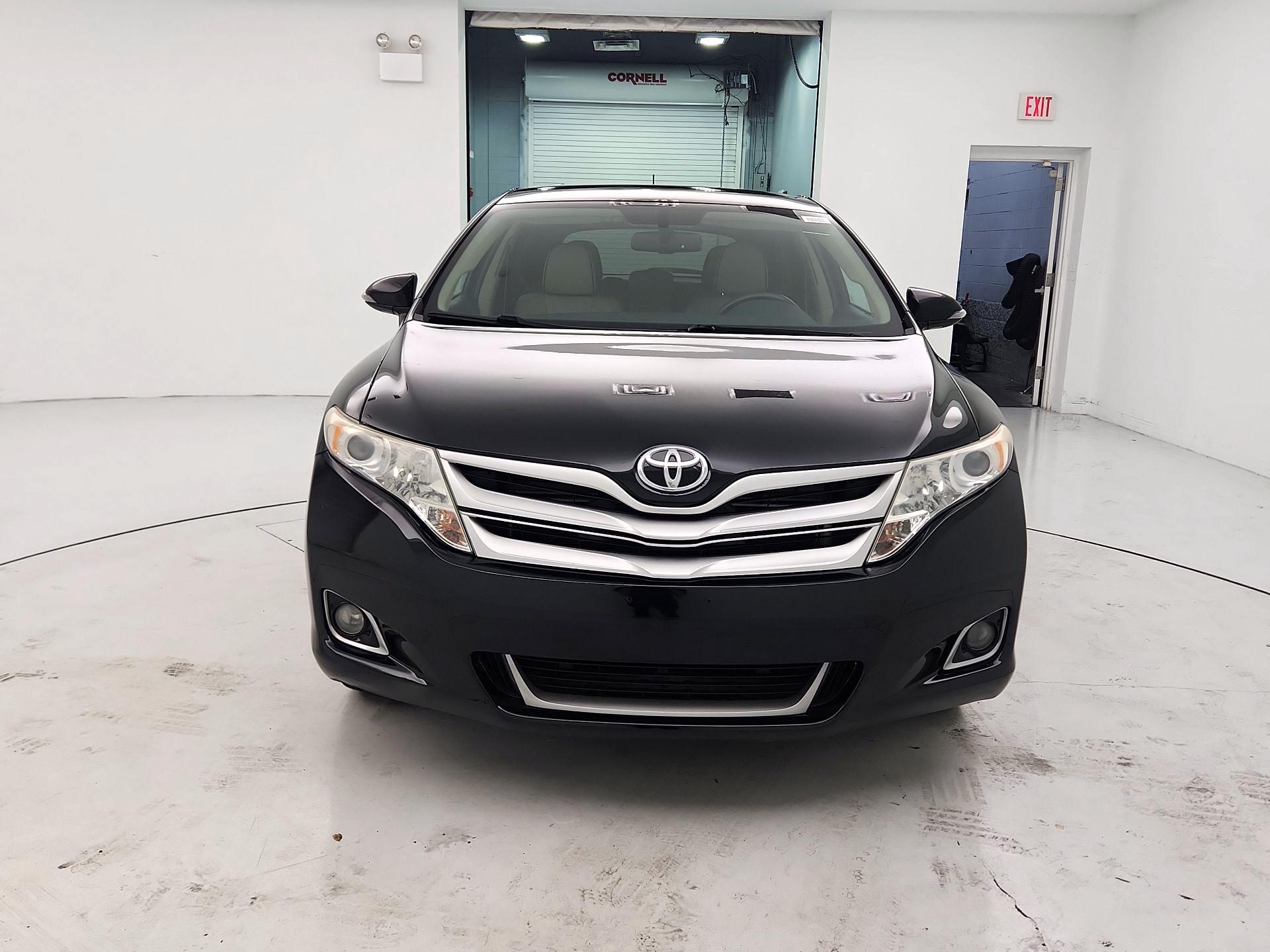 Thumbnail: 2015 Toyota Venza - 2