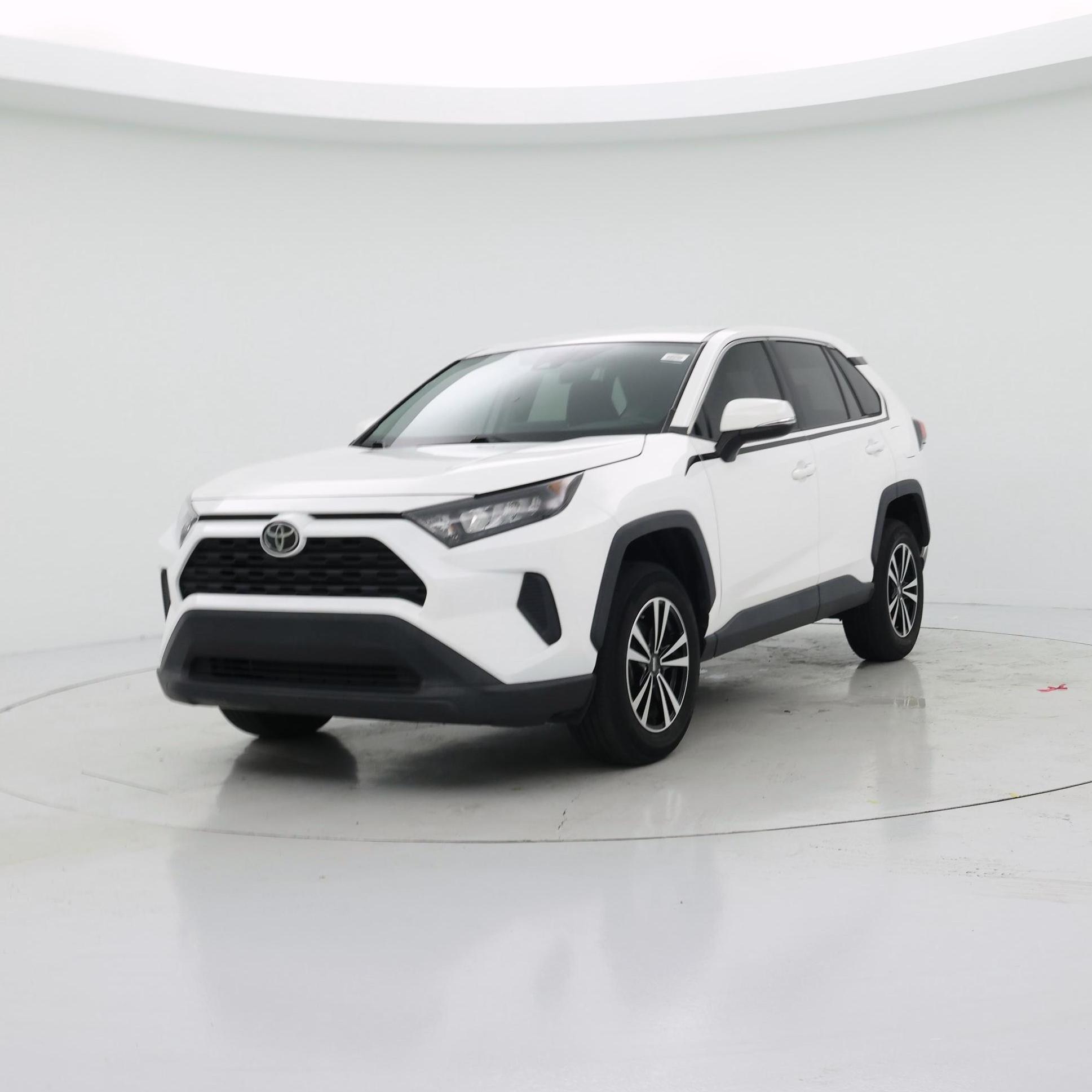 Thumbnail: 2022 Toyota RAV4 - 4