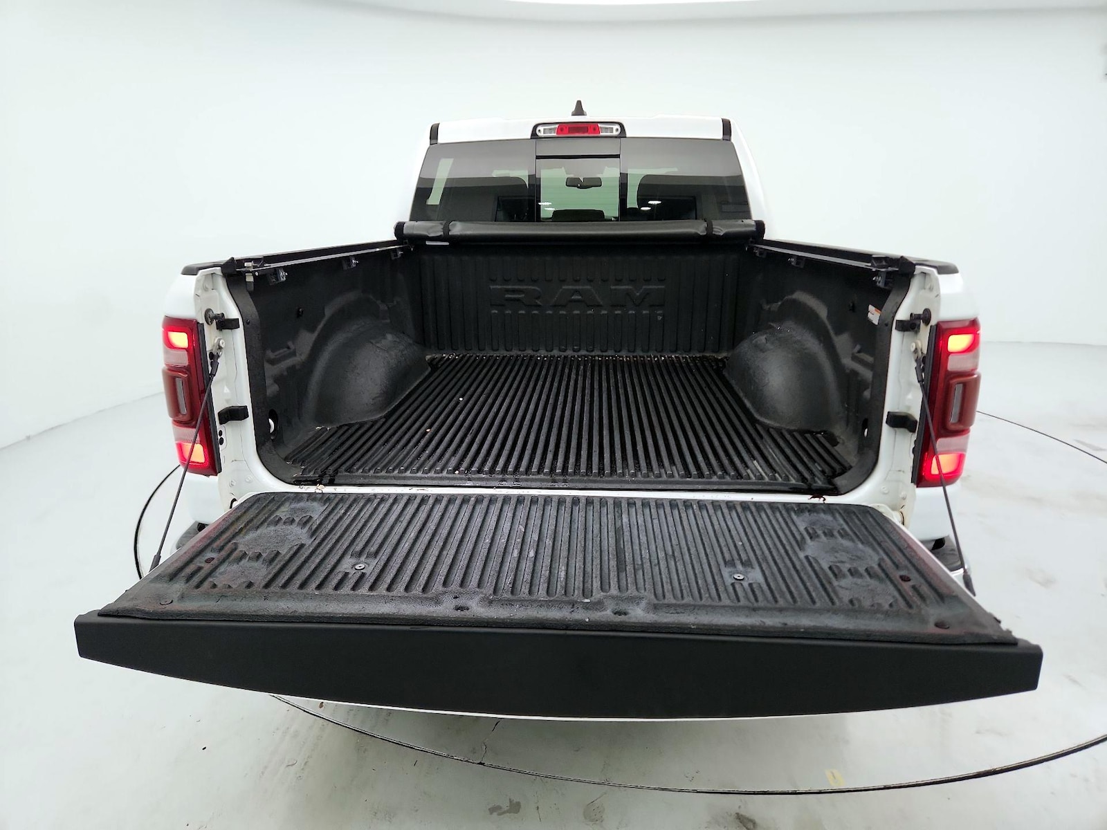 2020 RAM Ram 1500 Pickup Laramie - Photo 23