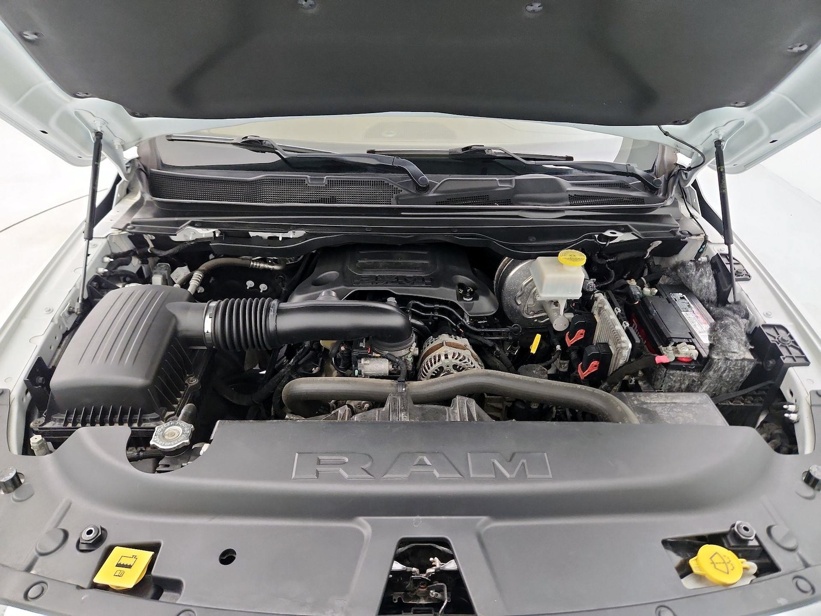 2020 RAM Ram 1500 Pickup Laramie - Photo 24