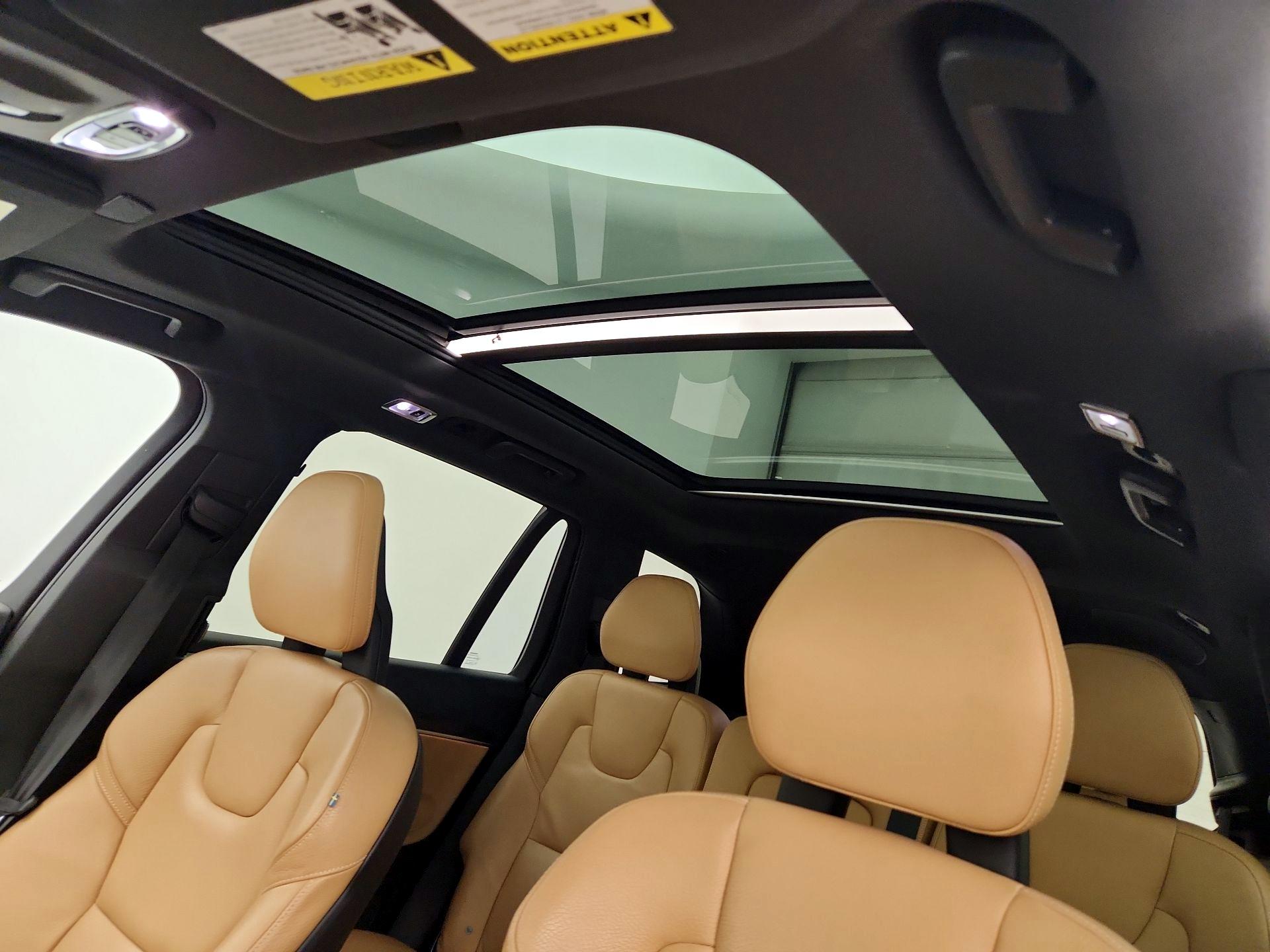Thumbnail: 2017 Volvo XC90 - 20