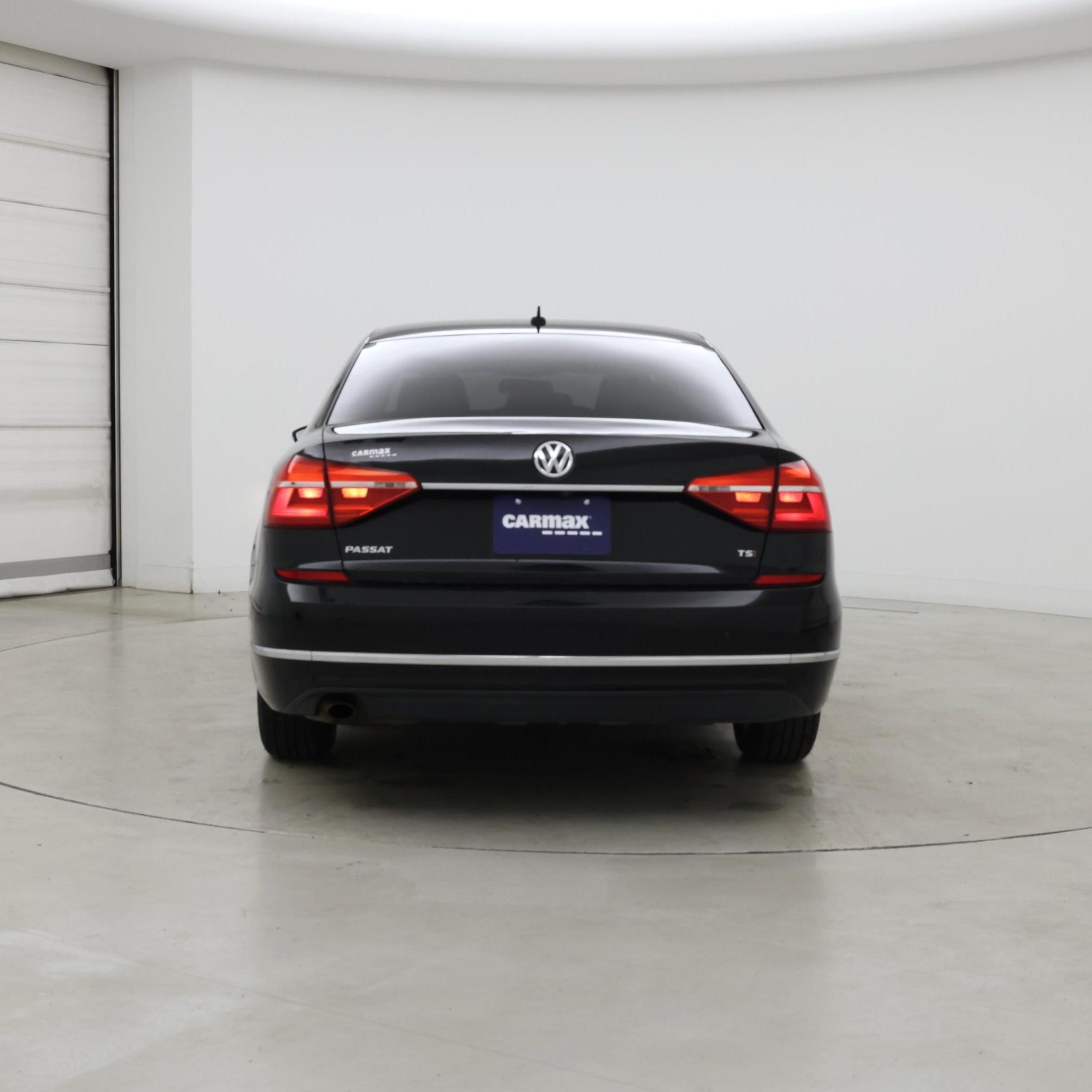 Thumbnail: 2016 Volkswagen Passat - 6
