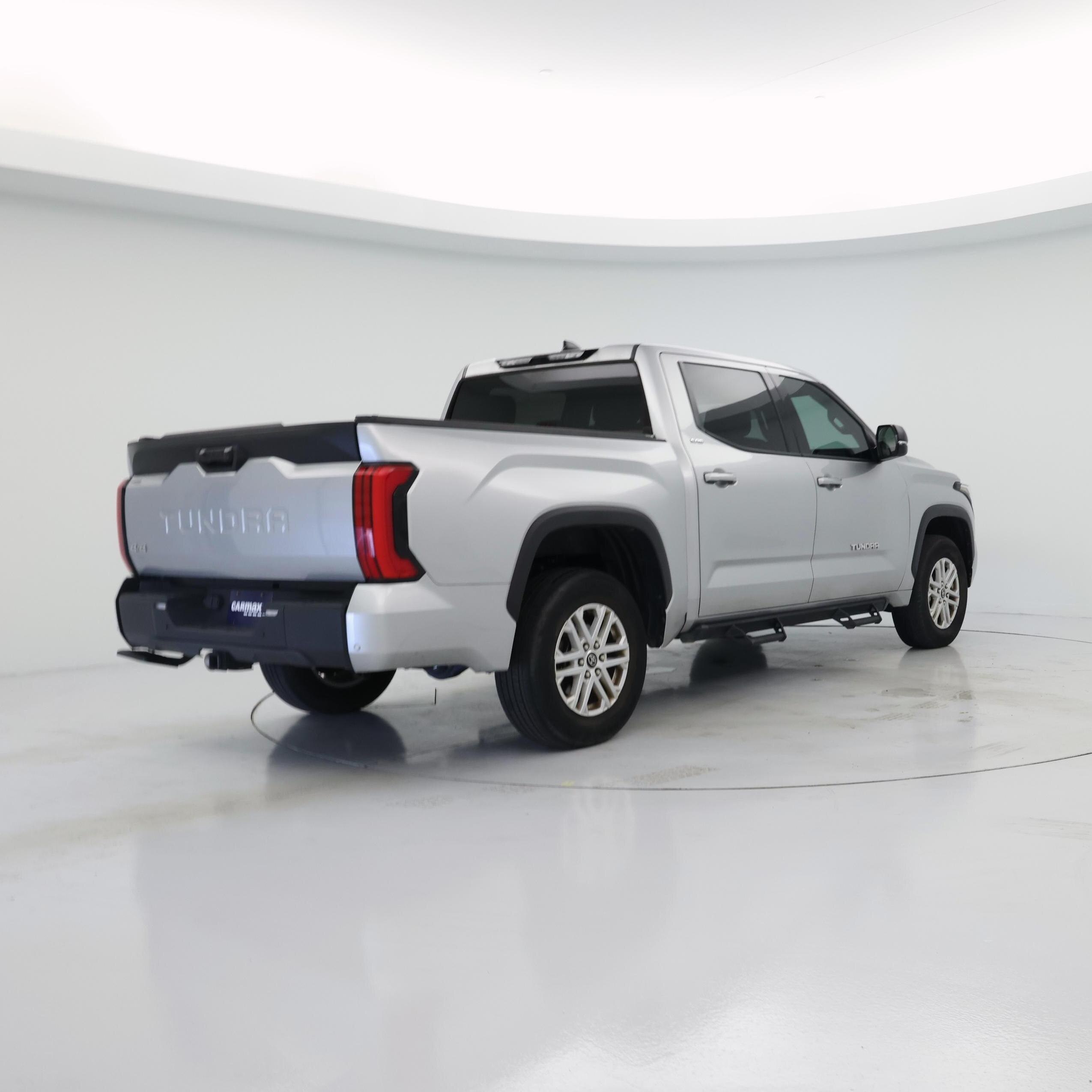 Thumbnail: 2023 Toyota Tundra - 8