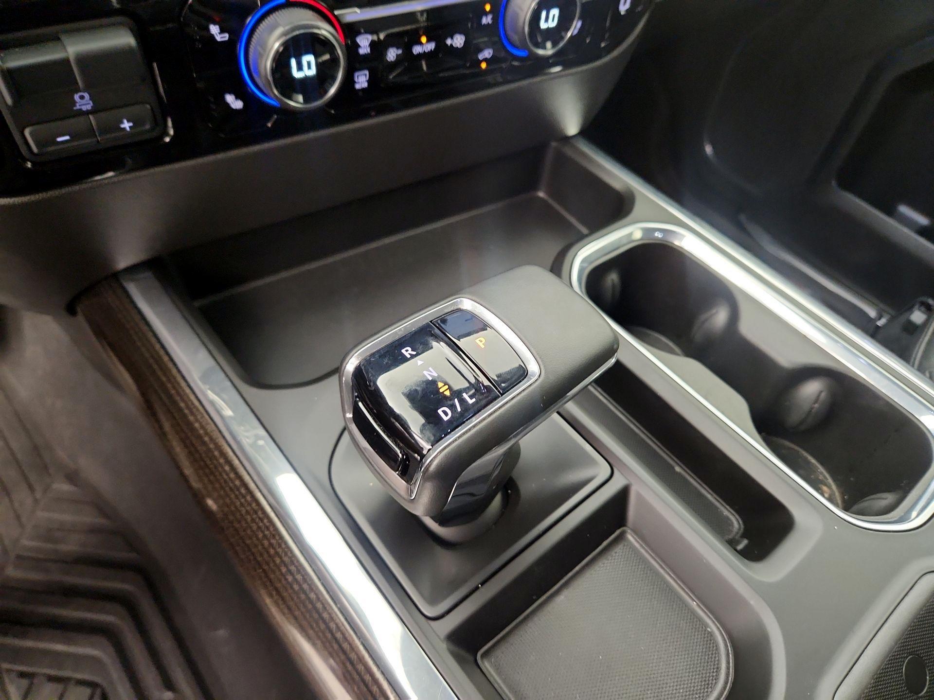 Thumbnail: 2024 Chevrolet Silverado 1500 - 17