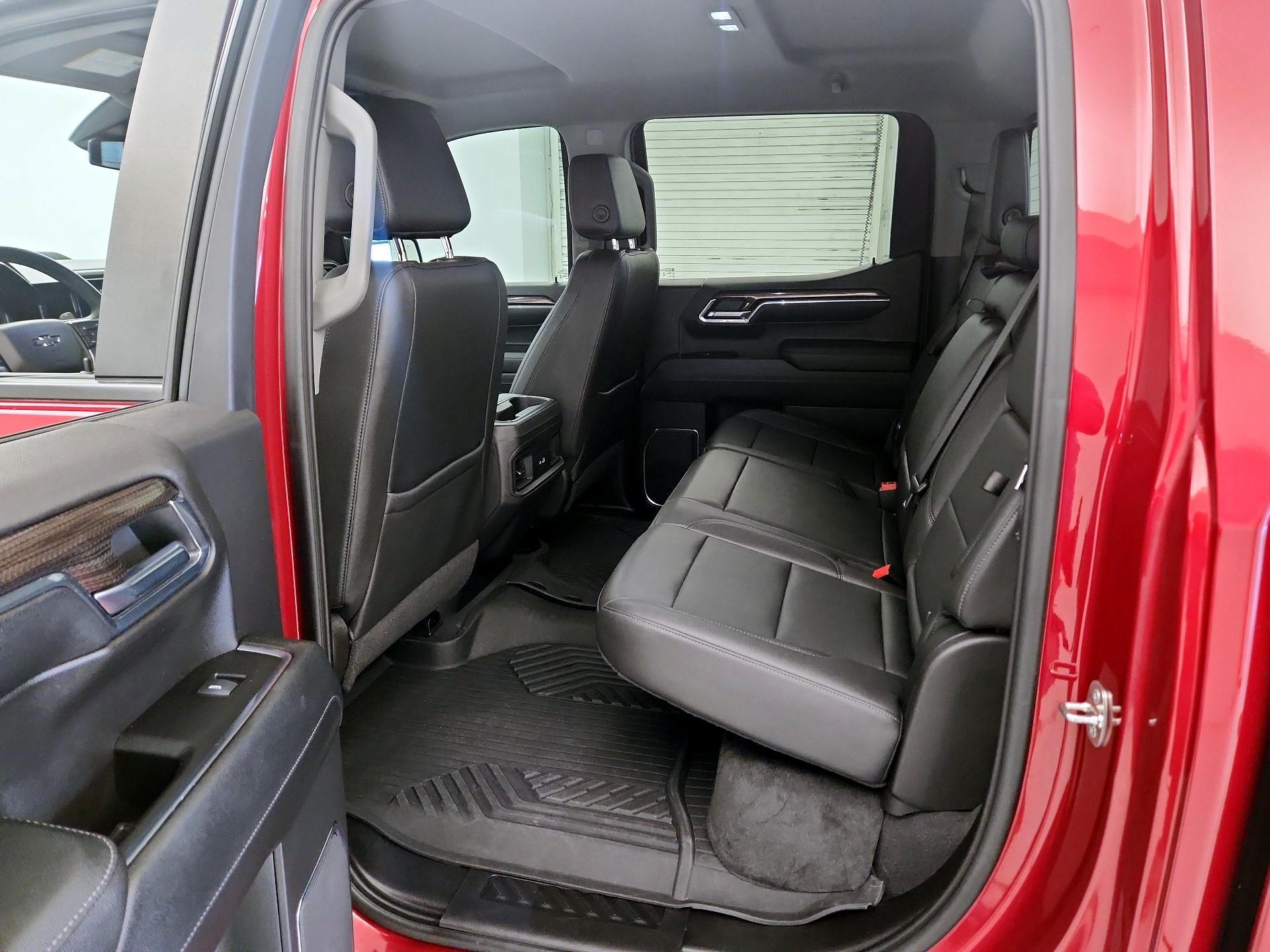 Thumbnail: 2024 Chevrolet Silverado 1500 - 19
